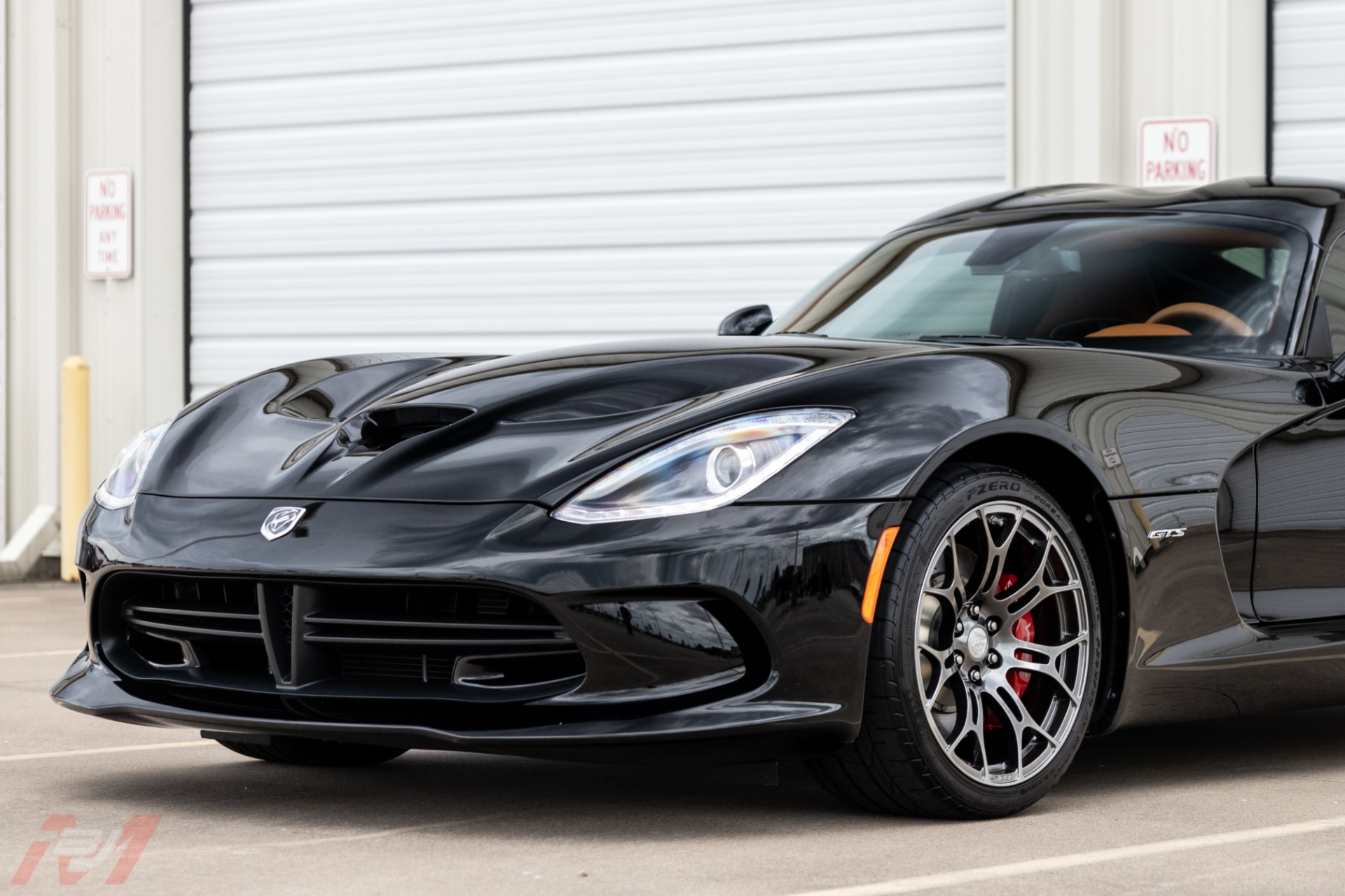 Used-2013-Dodge-Viper-GTS