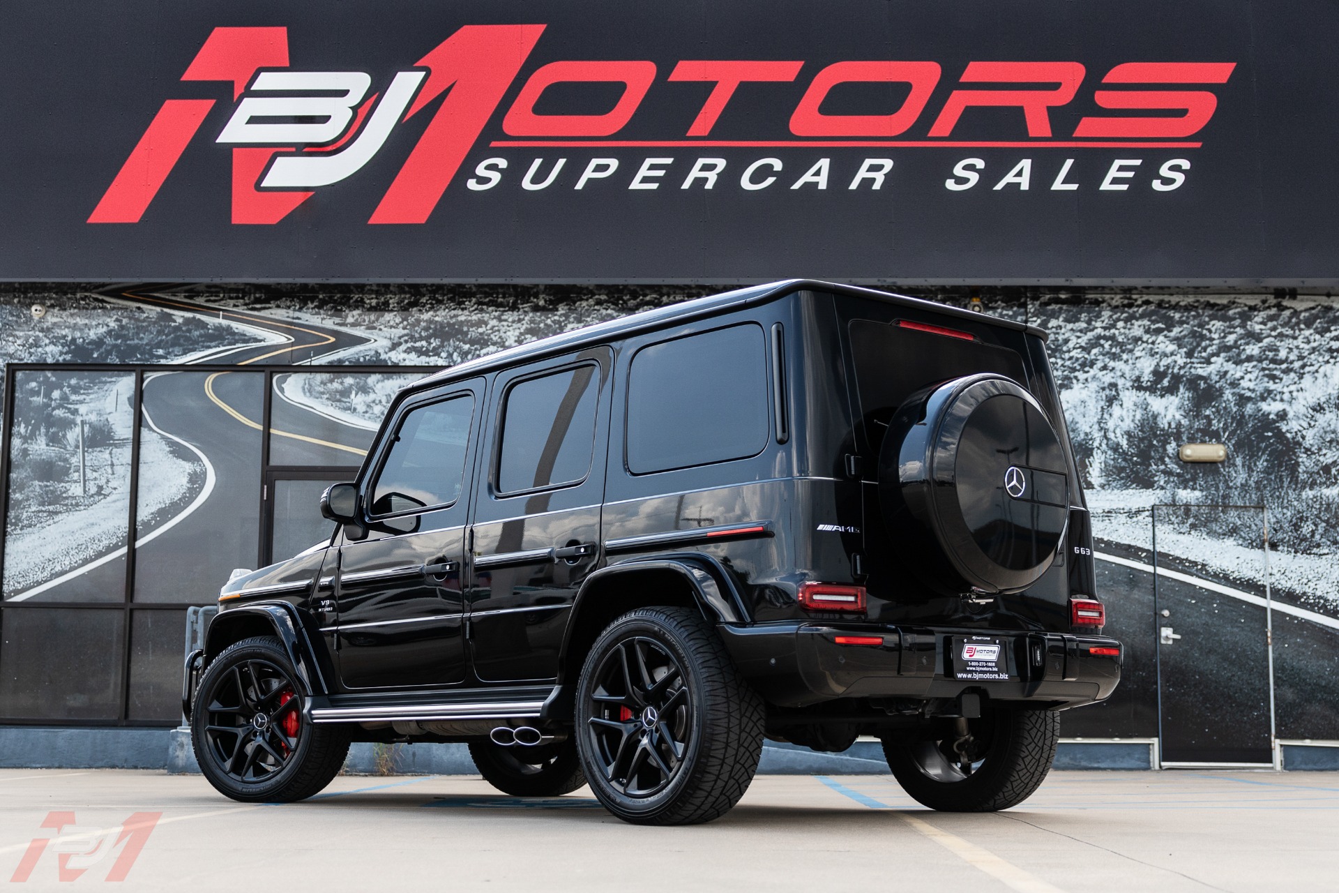 Used-2021-Mercedes-Benz-G-63-AMG