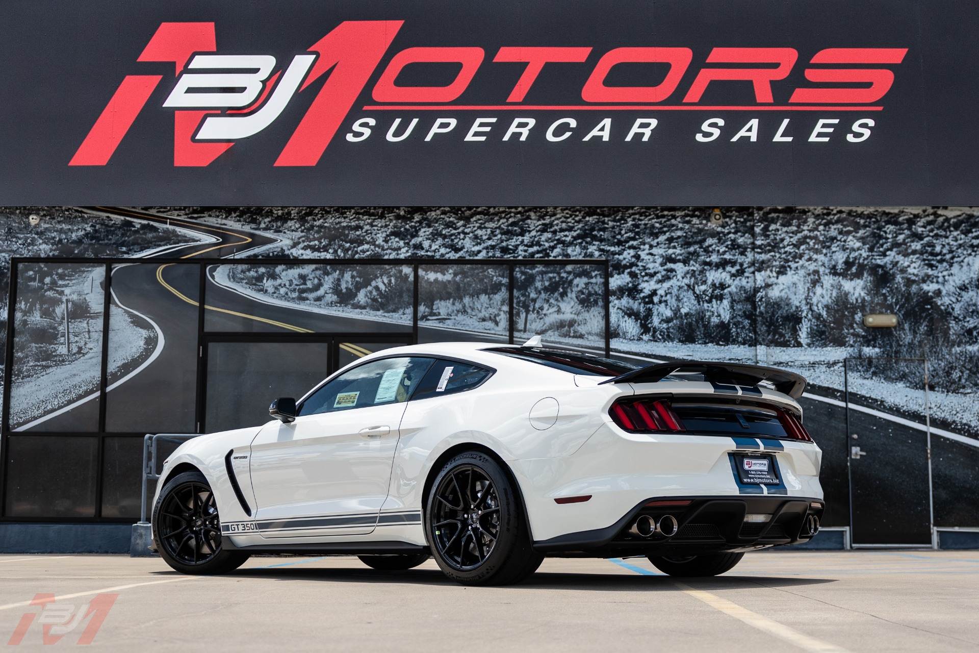 Used-2020-Ford-Mustang-Shelby-GT350-Heritage-Edition
