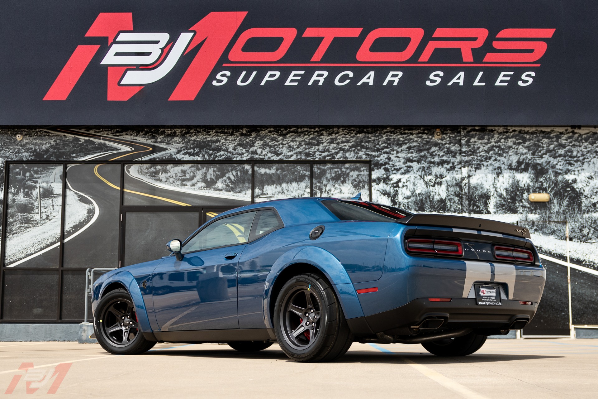 Used-2021-Dodge-Challenger-SRT-Super-Stock