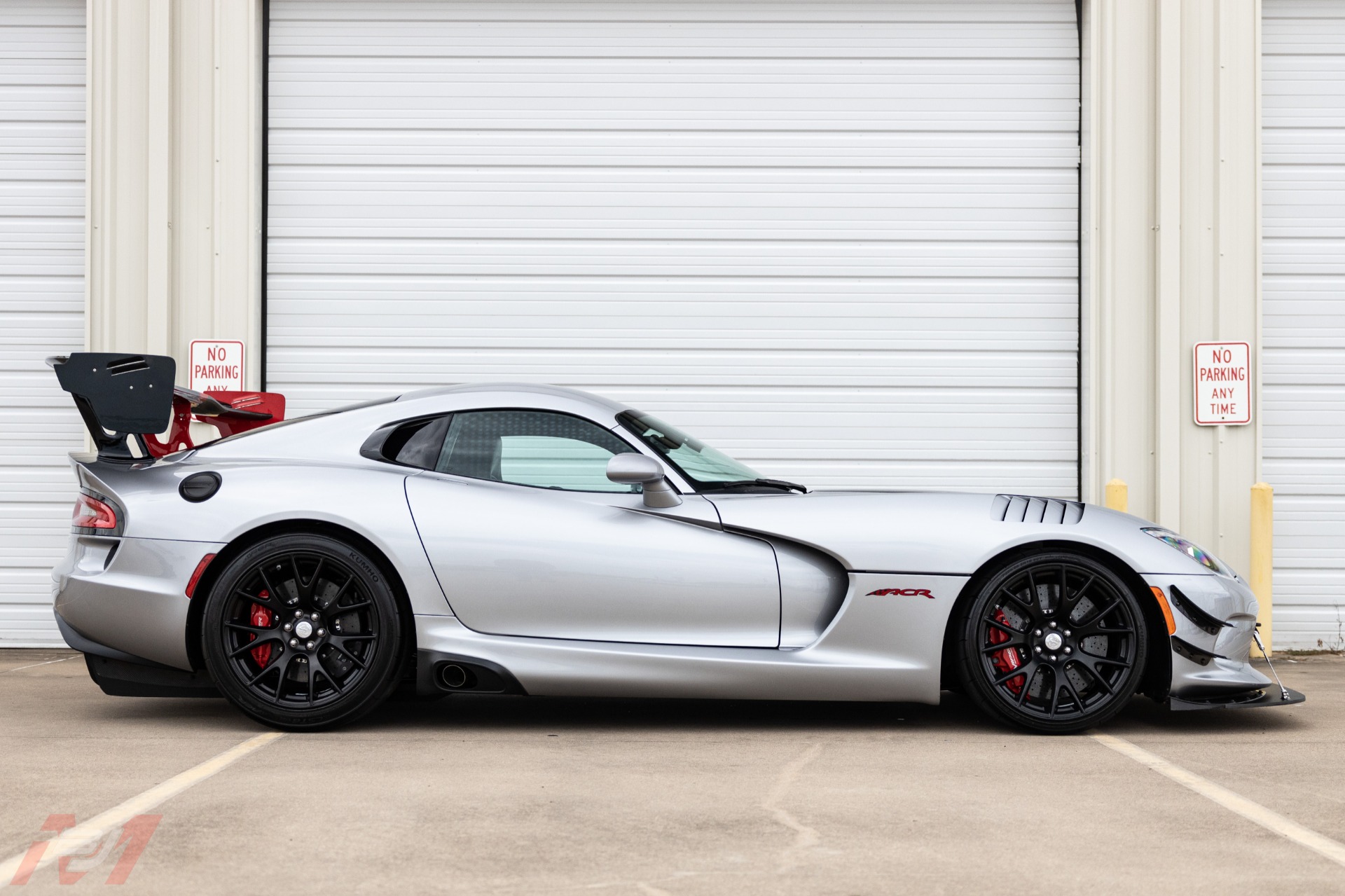 Used-2016-Dodge-Viper-ACR-Extreme