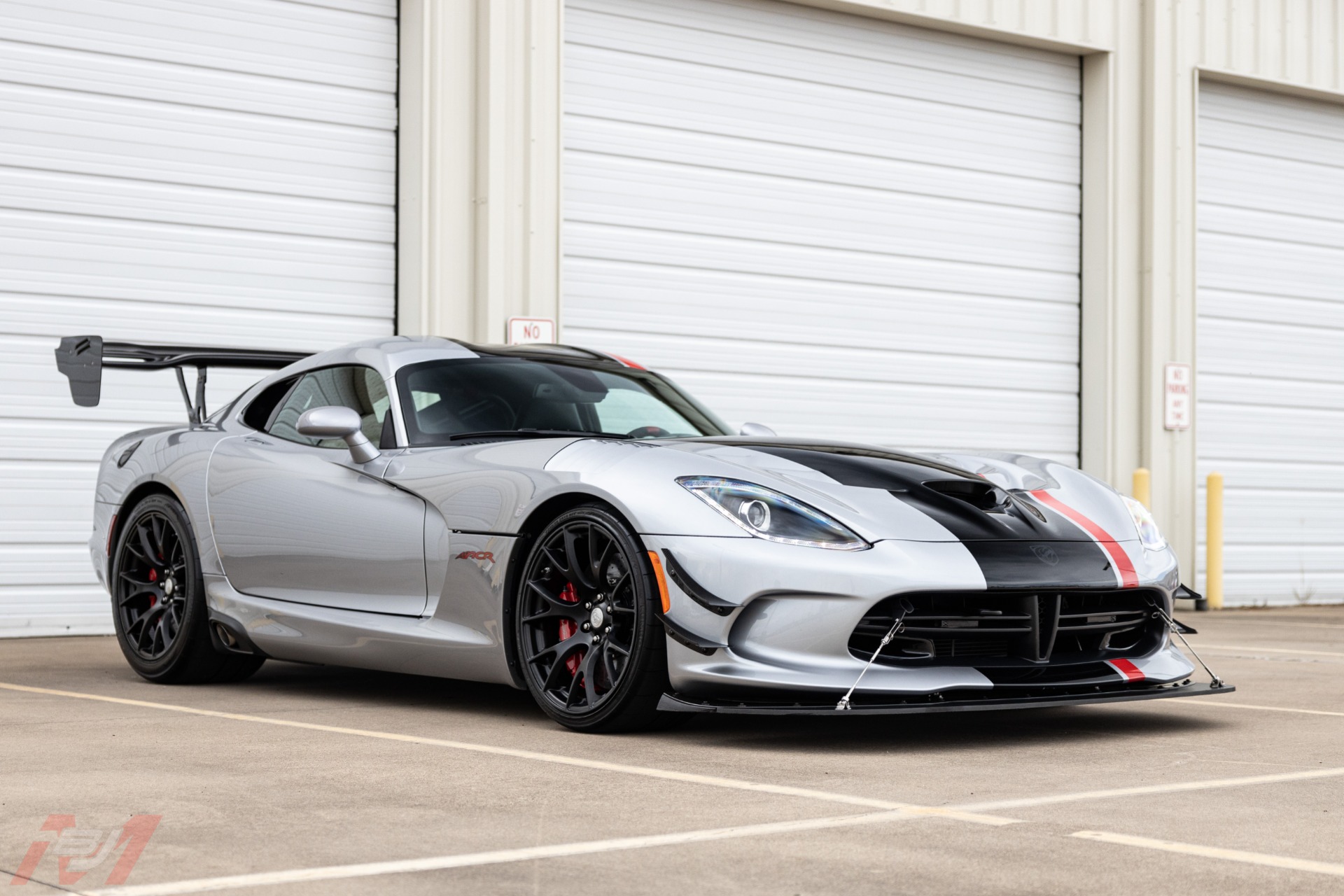 Used-2016-Dodge-Viper-ACR-Extreme