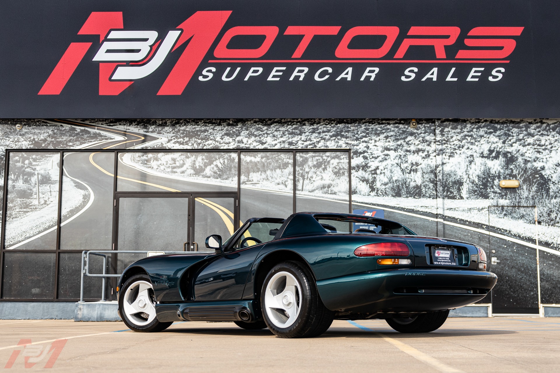 Used-1995-Dodge-Viper-RT/10