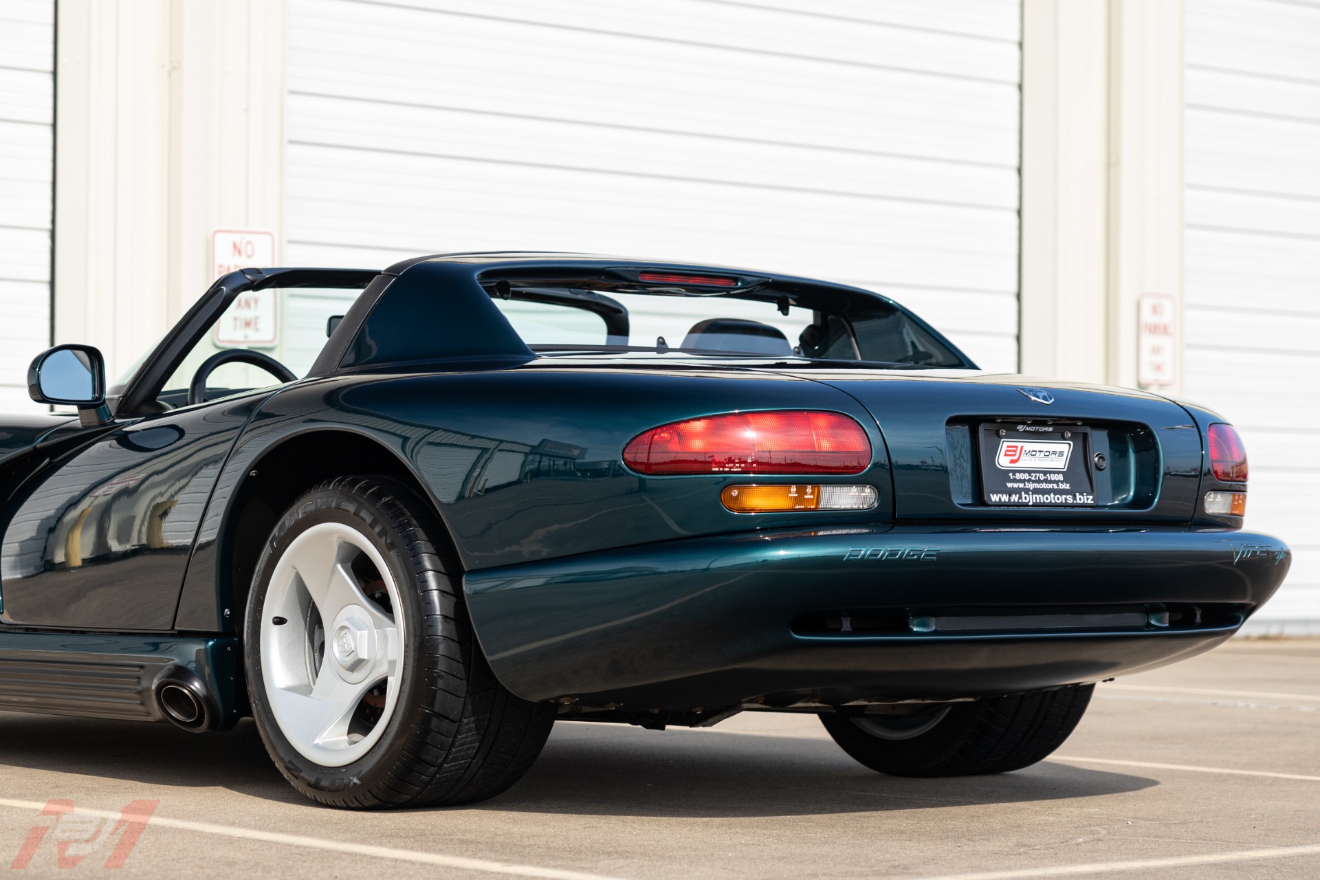 Used-1995-Dodge-Viper-RT/10