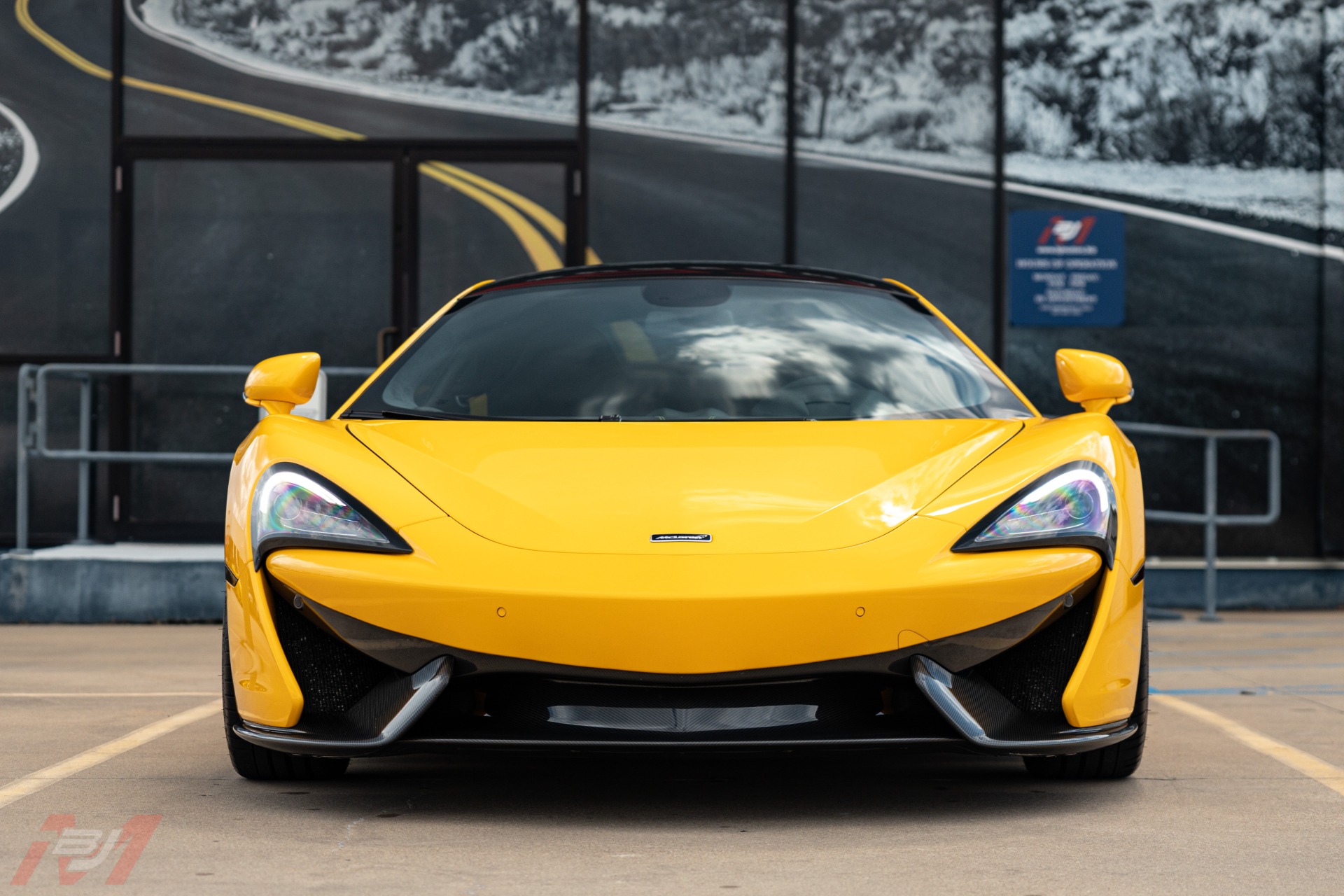 Used-2016-McLaren-570S-Coupe