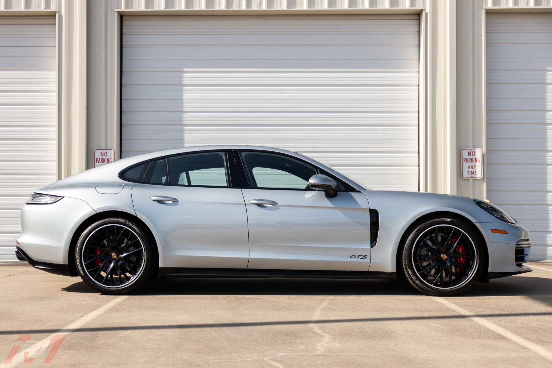 Used-2022-Porsche-Panamera-GTS