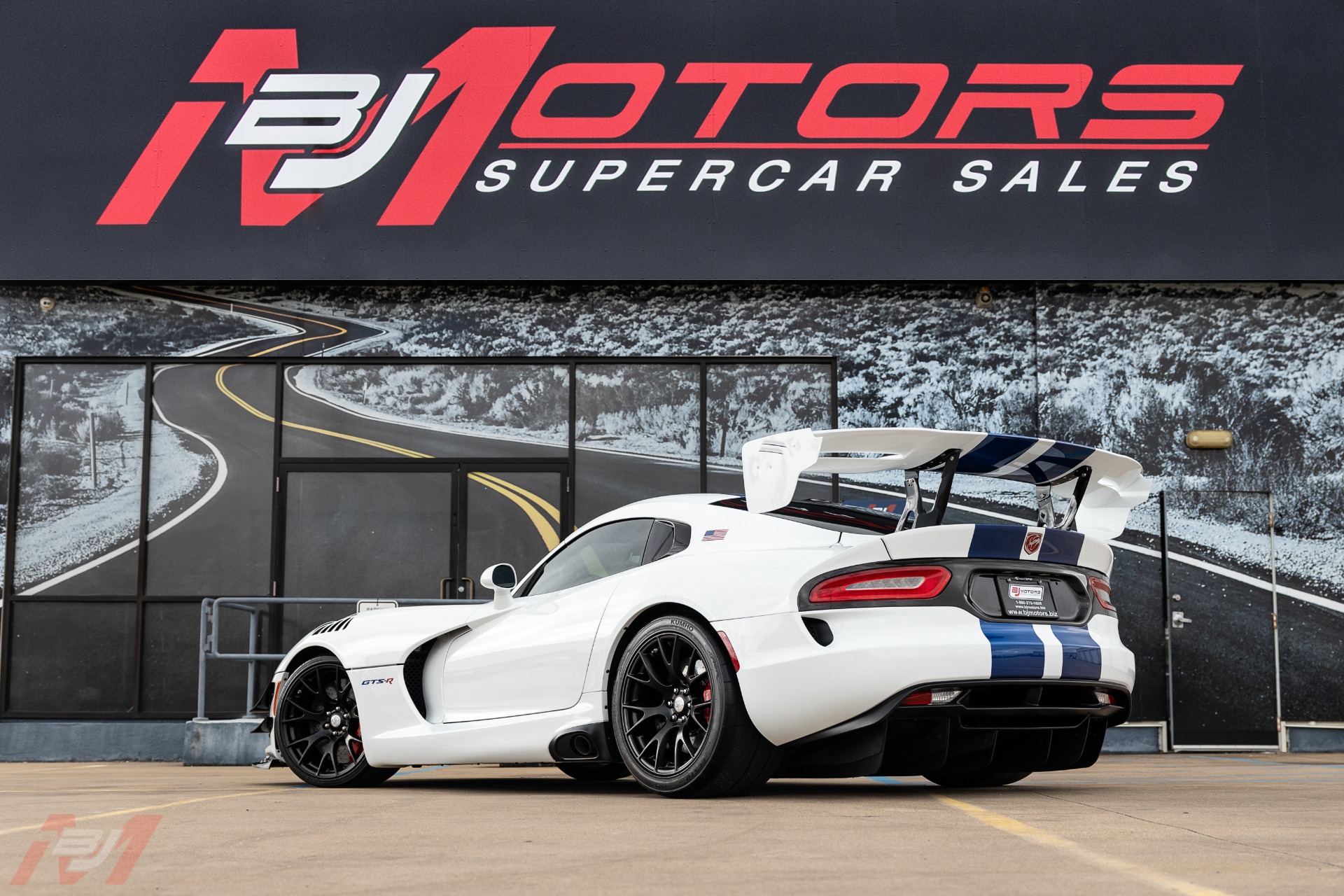 Used-2017-Dodge-Viper-GTS-R-Final-Edition