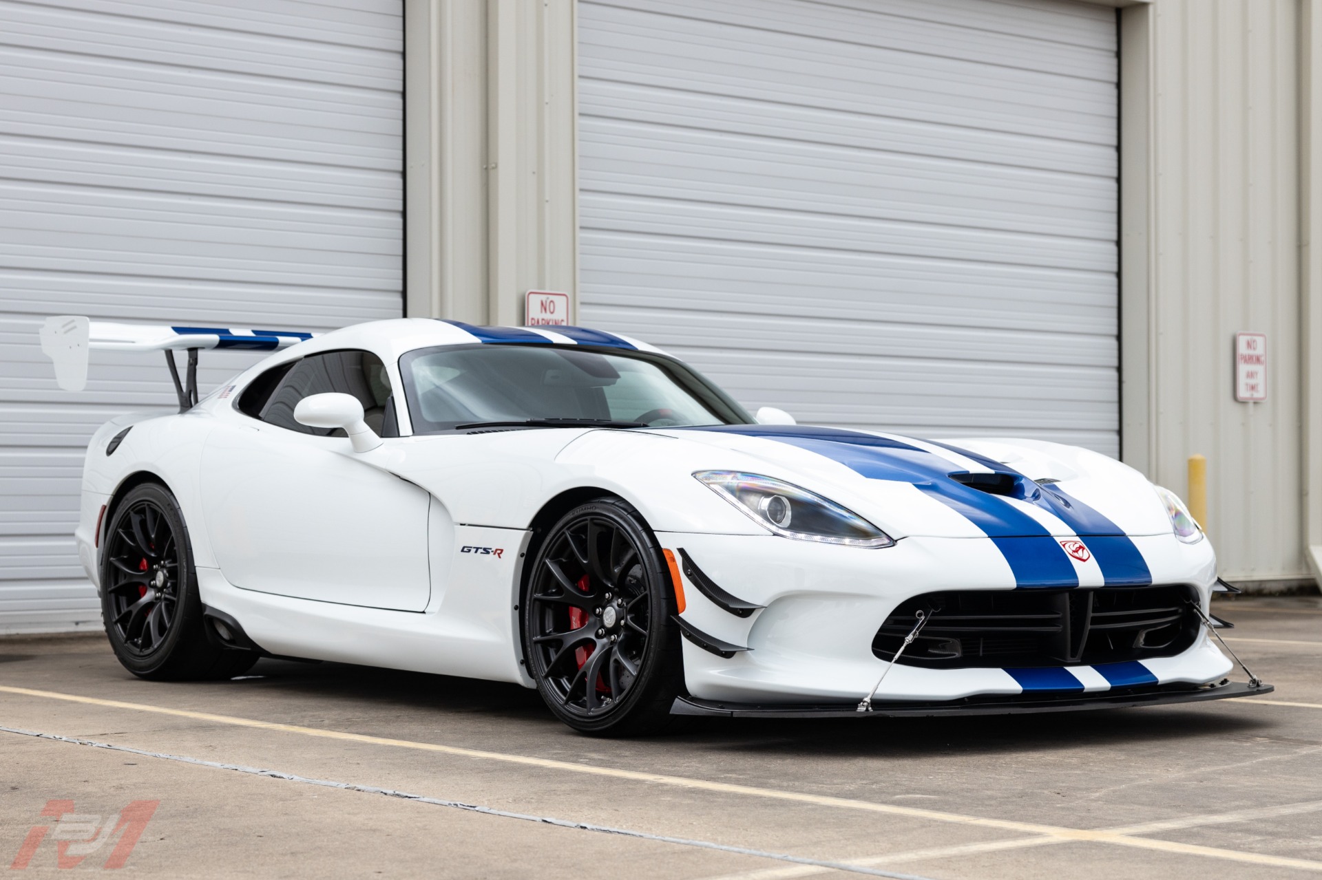 Used-2017-Dodge-Viper-GTS-R-Final-Edition