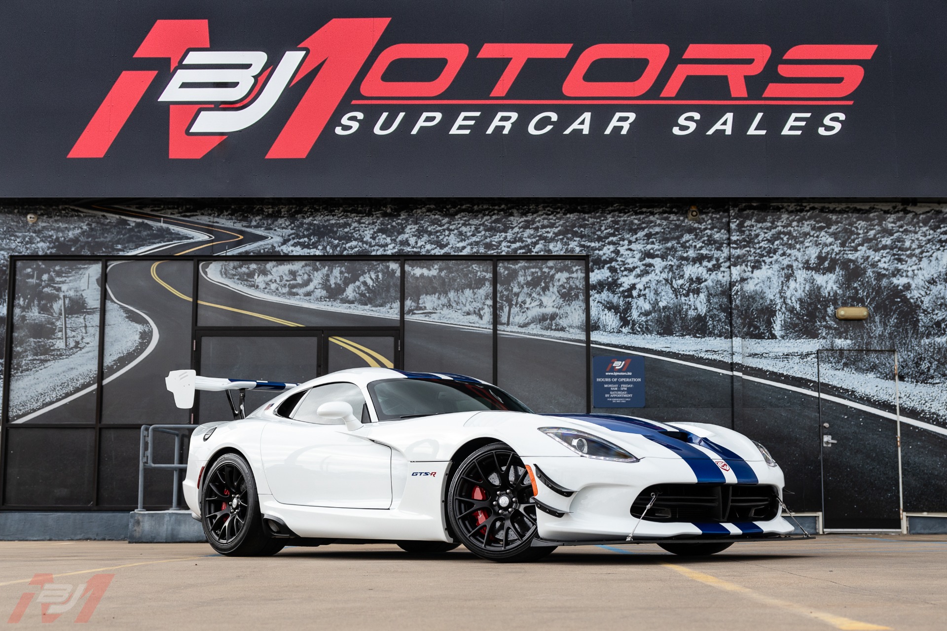 Used-2017-Dodge-Viper-GTS-R-Final-Edition