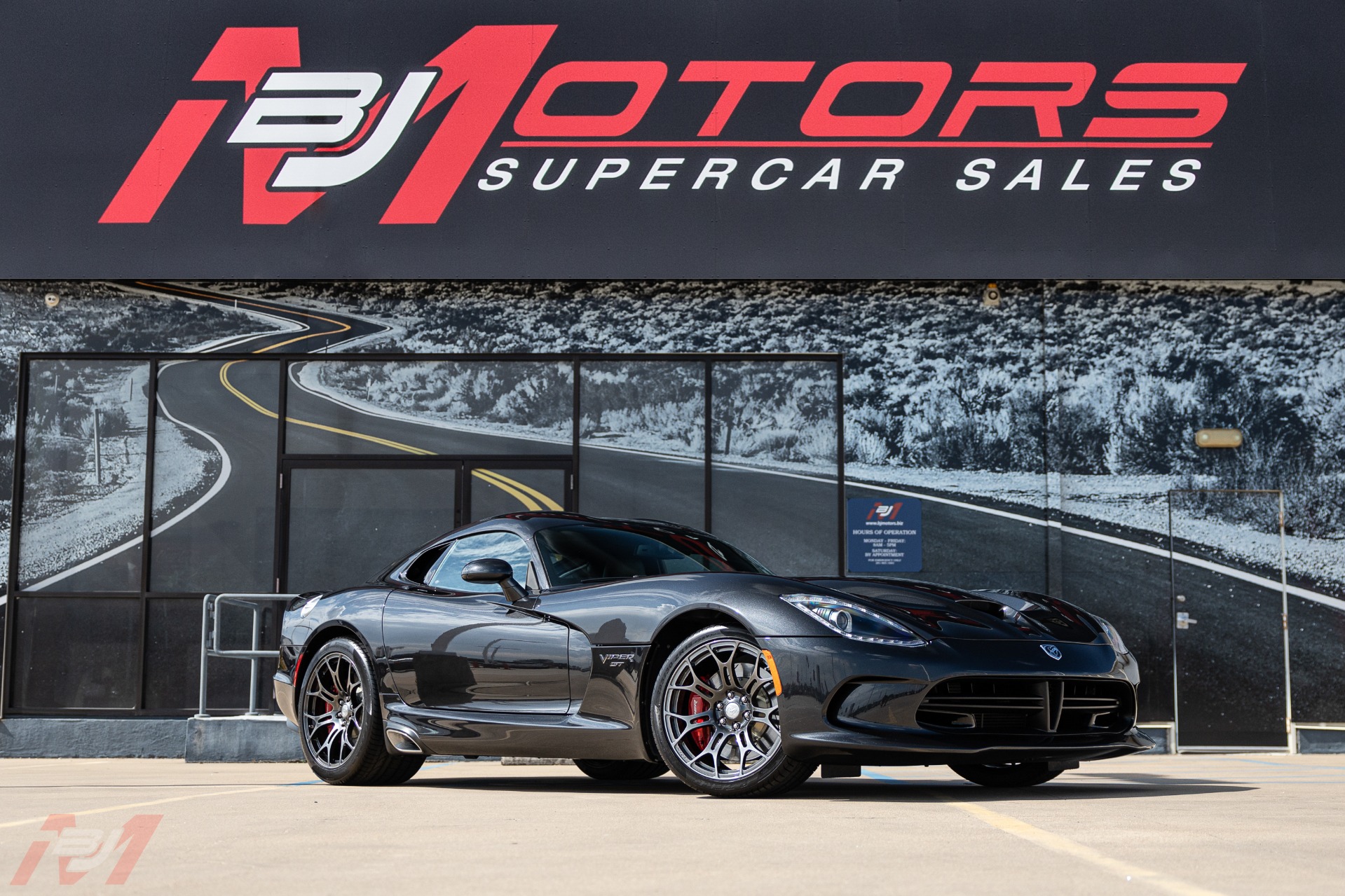 Used-2015-Dodge-Viper-GT