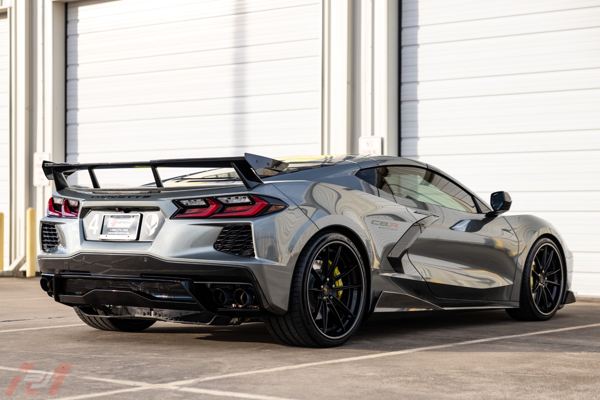 Used-2022-Chevrolet-Corvette-C8R-Edition