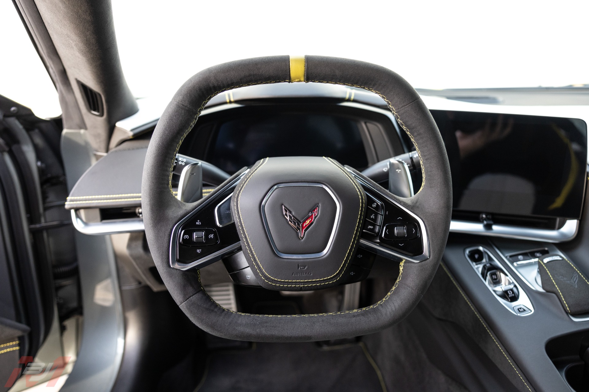 Used-2022-Chevrolet-Corvette-C8R-Edition