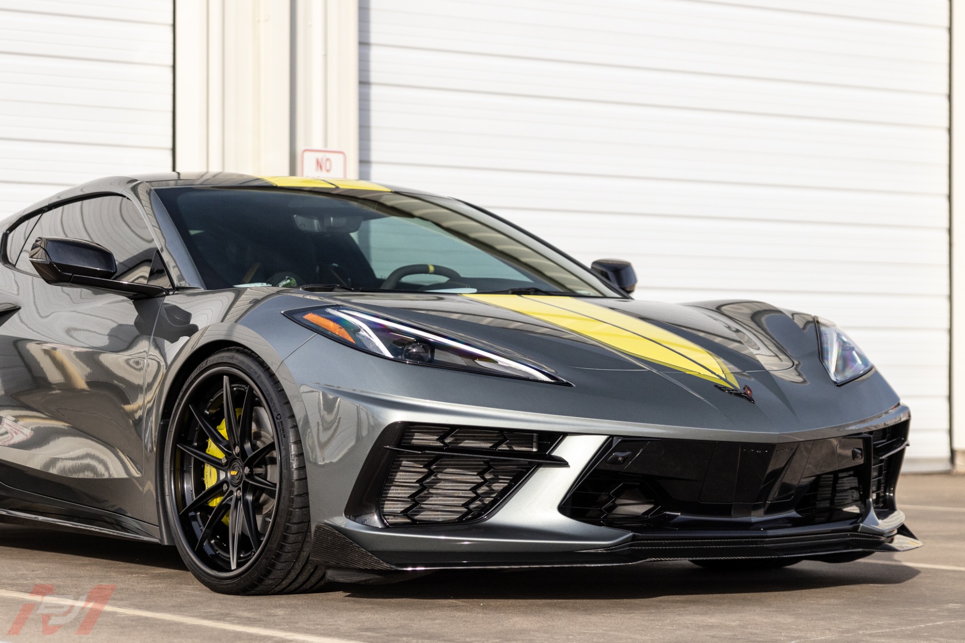 Used-2022-Chevrolet-Corvette-C8R-Edition