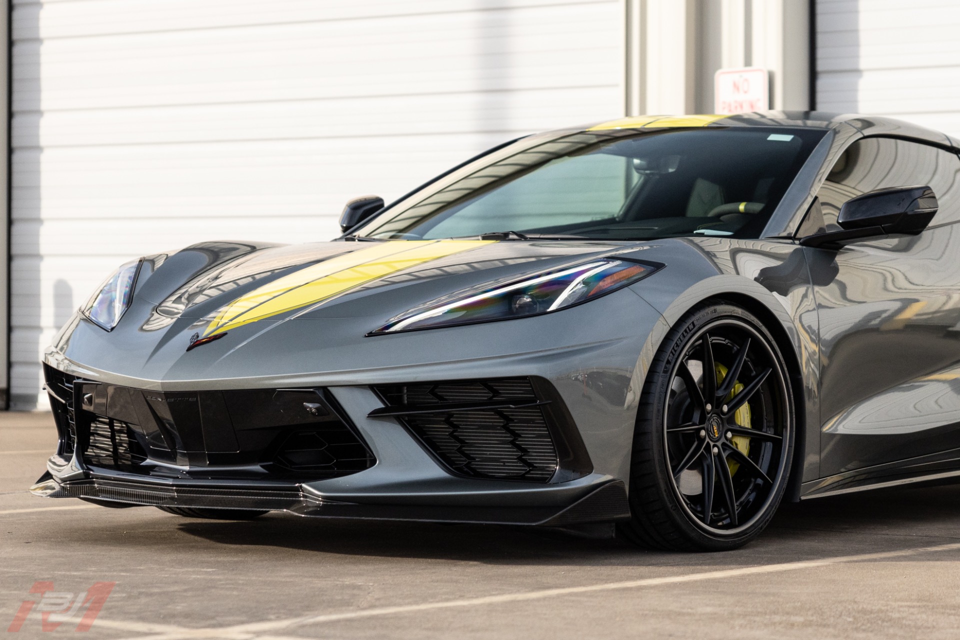 Used-2022-Chevrolet-Corvette-C8R-Edition