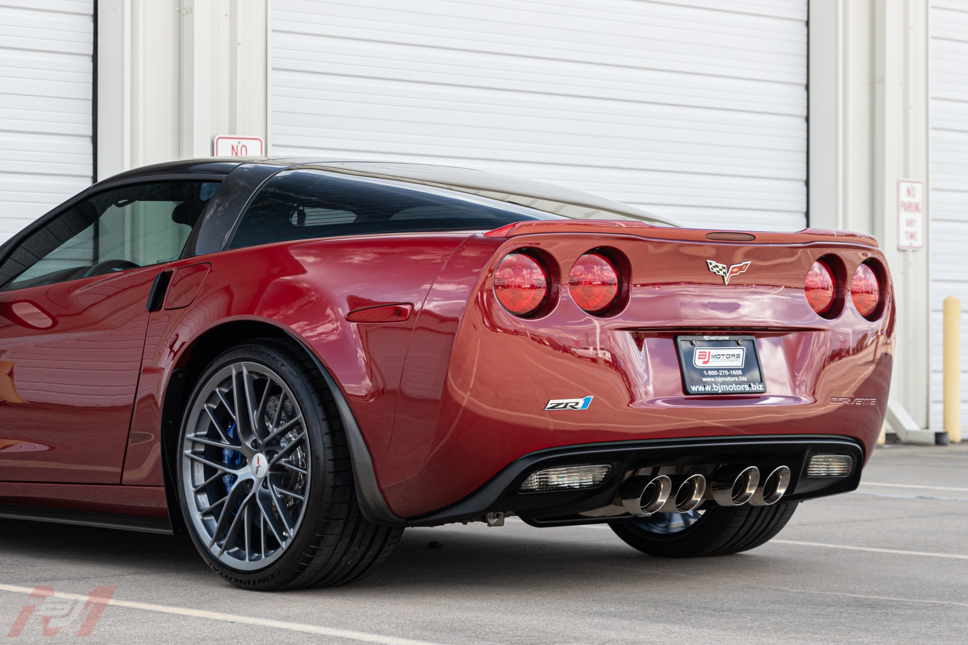 Used-2010-Chevrolet-Corvette-ZR1-3ZR