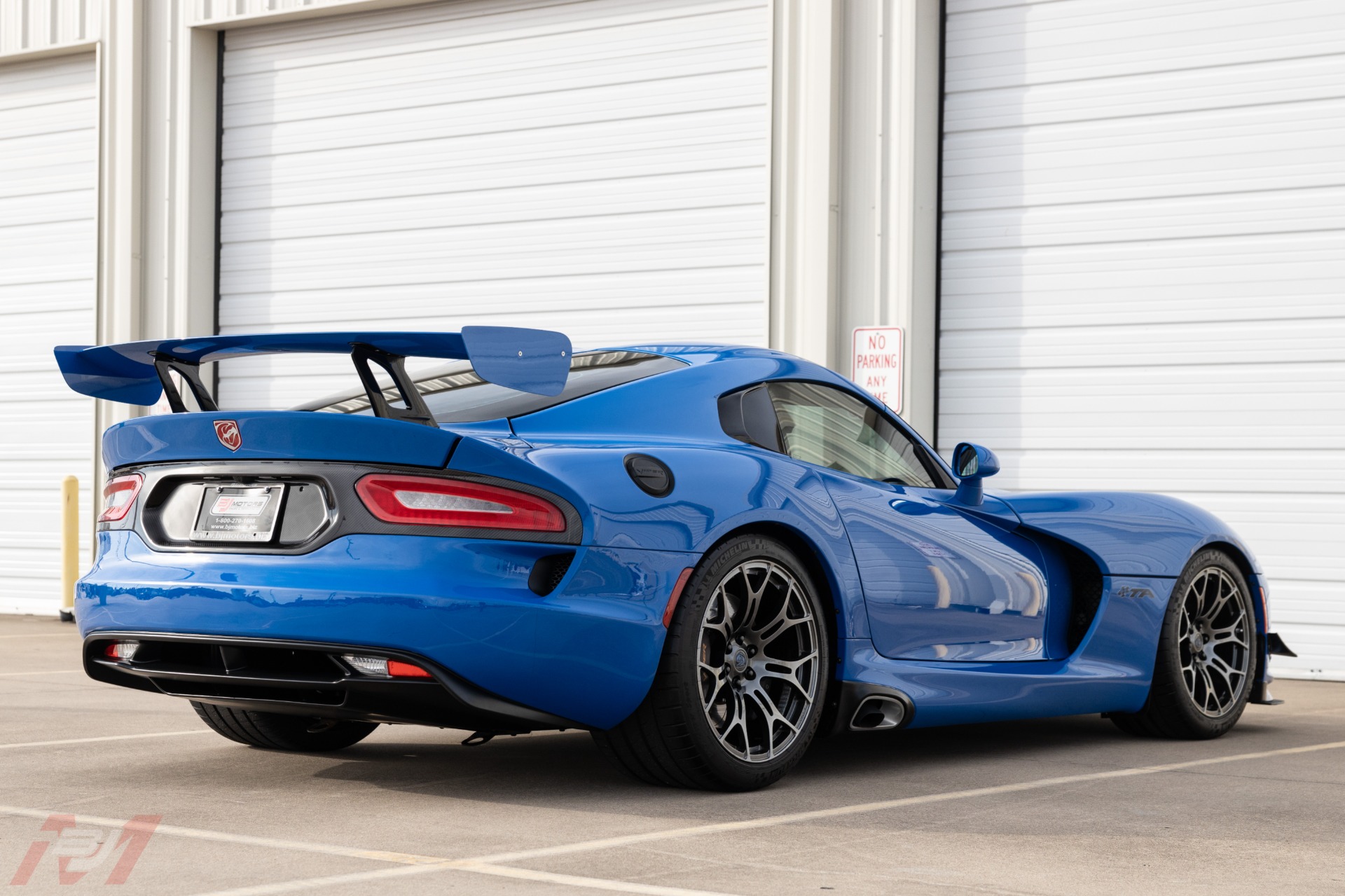 Used-2015-Dodge-Viper-TA-20--001