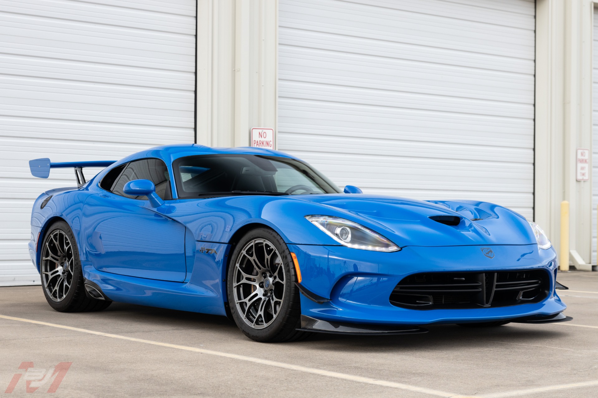 Used-2015-Dodge-Viper-TA-20--001