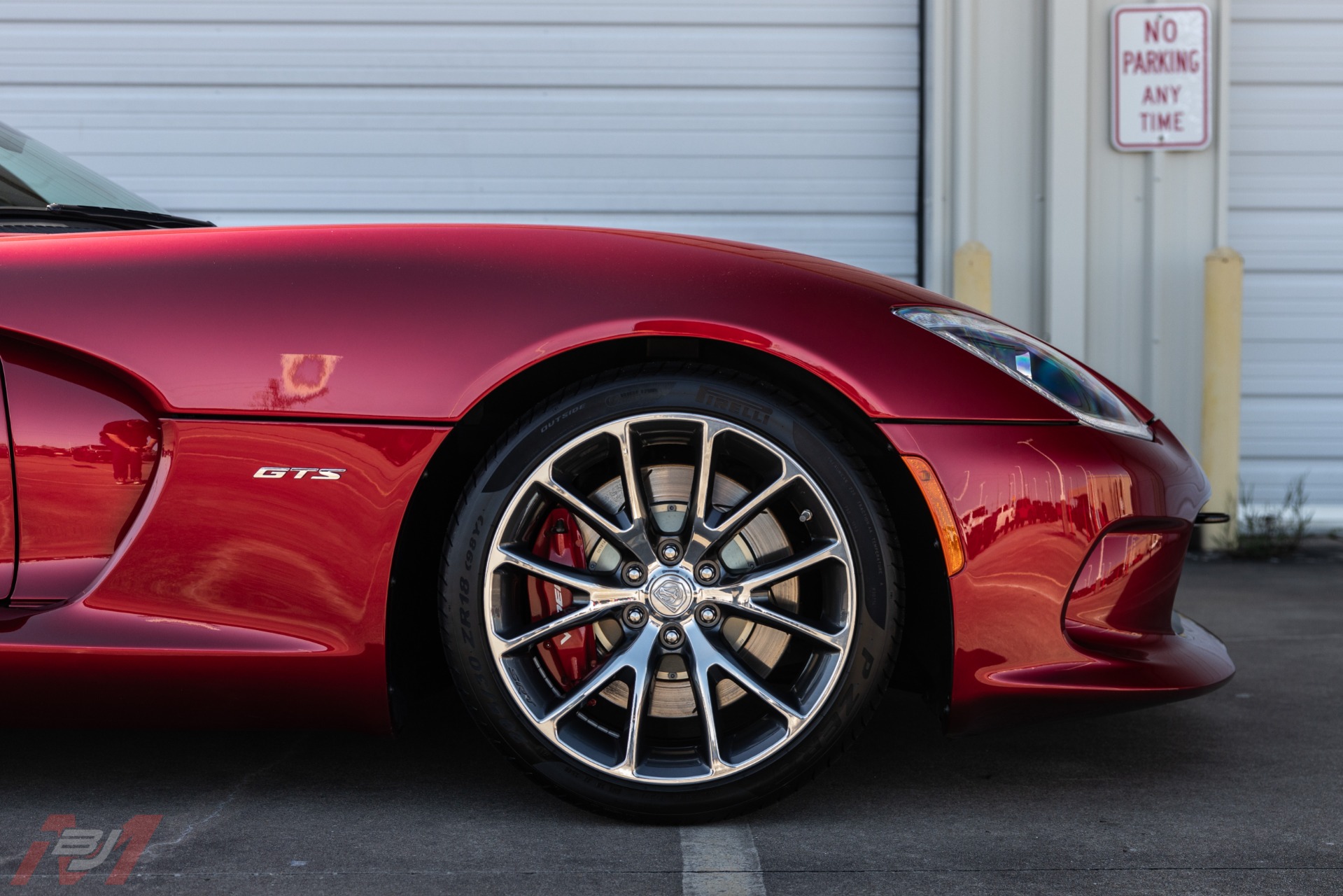 Used-2014-Dodge-Viper-GTS