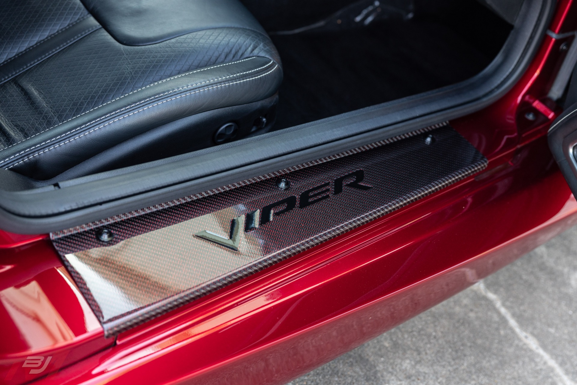 Used-2014-Dodge-Viper-GTS