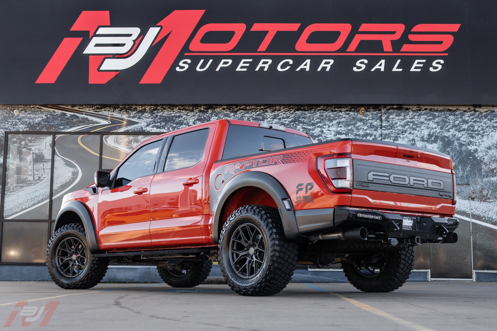 Used-2022-Ford-F-150-Raptor-with-Upgrades!