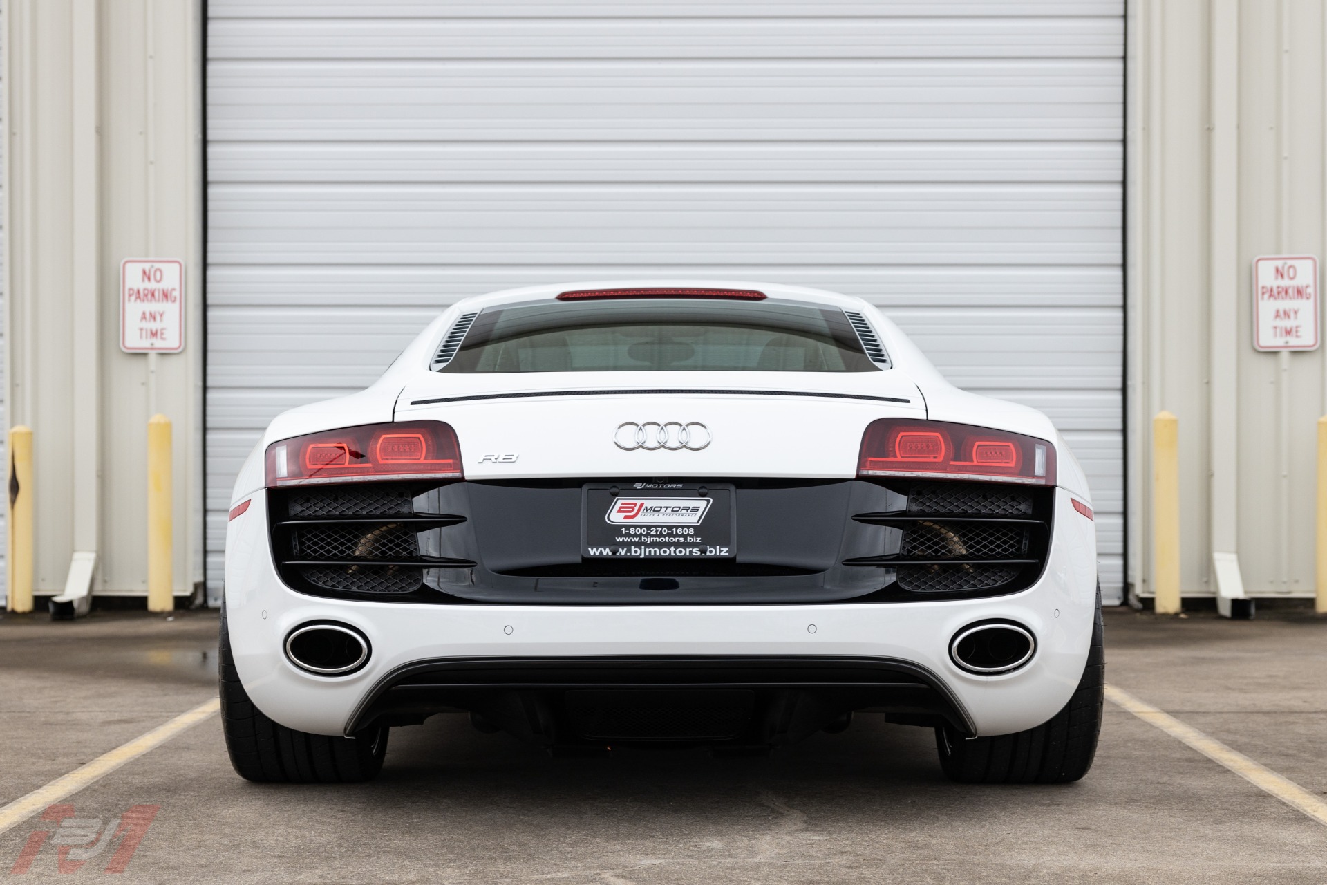 Used-2010-Audi-R8-52-quattro