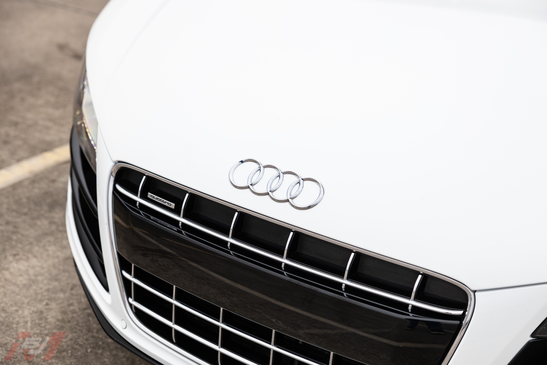 Used-2010-Audi-R8-52-quattro