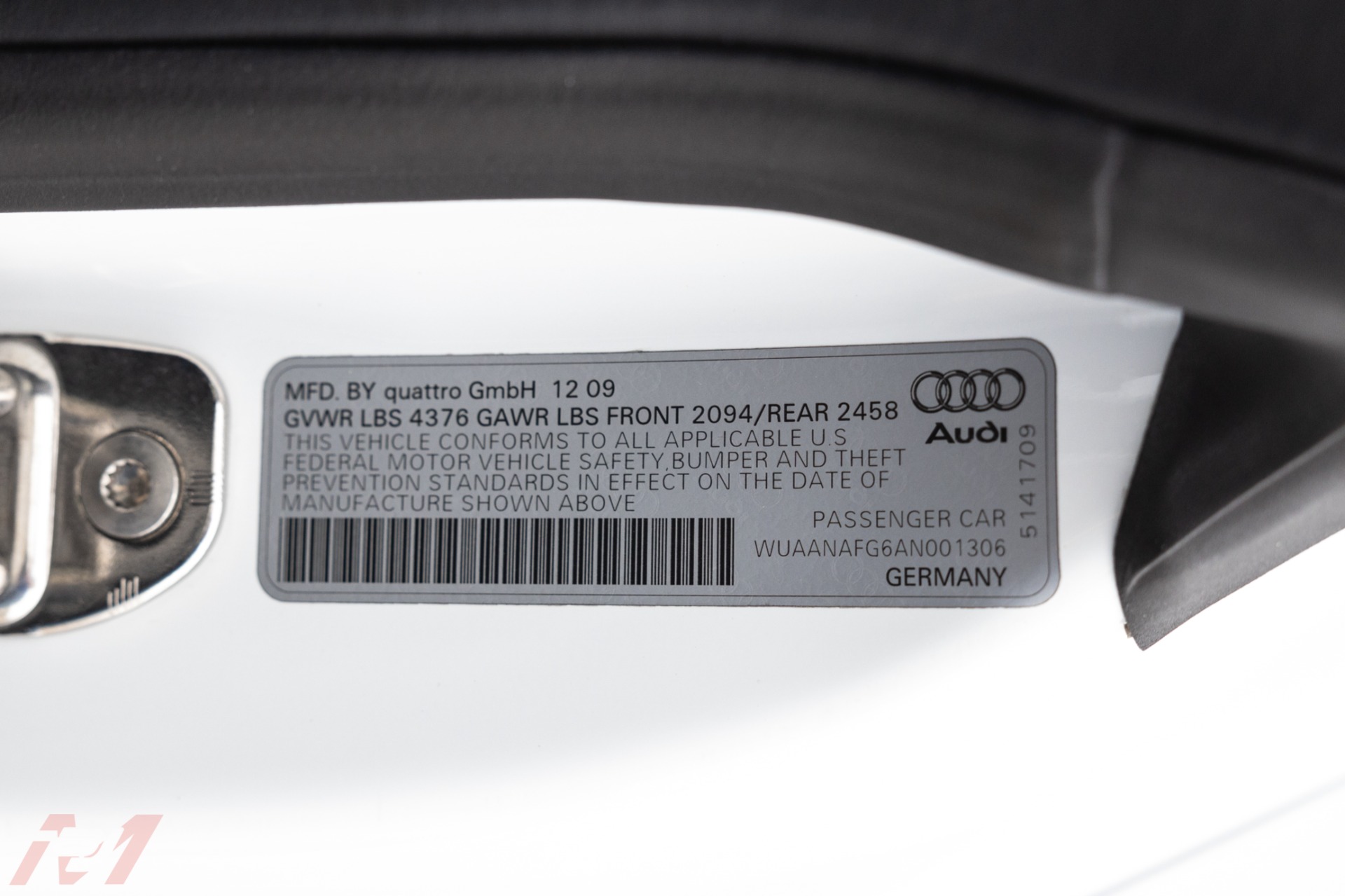 Used-2010-Audi-R8-52-quattro