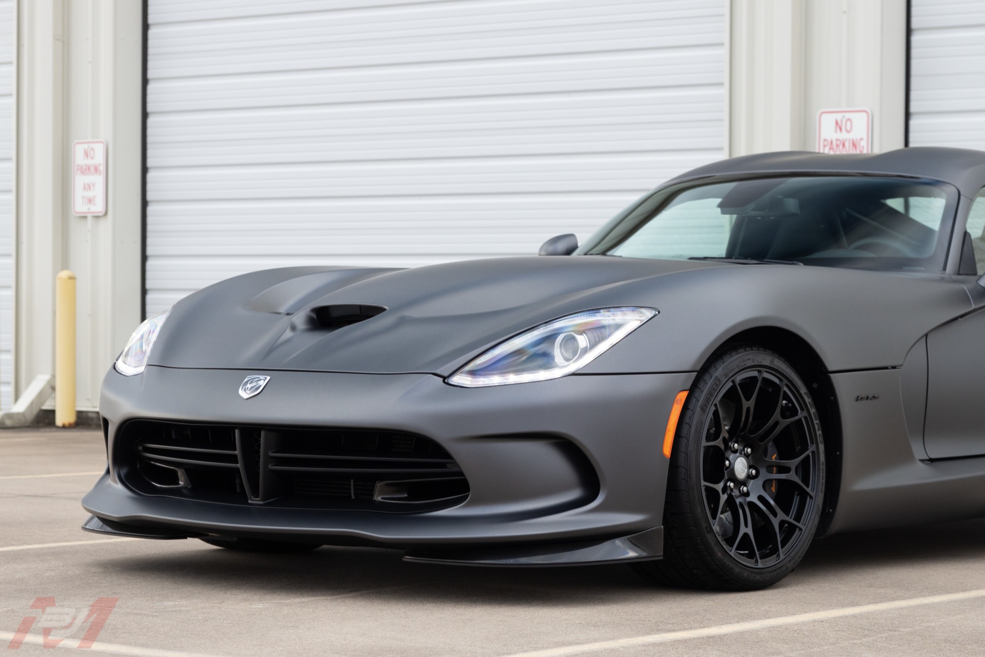 Used-2014-Dodge-Viper-GTS-Carbon-Edition-TA