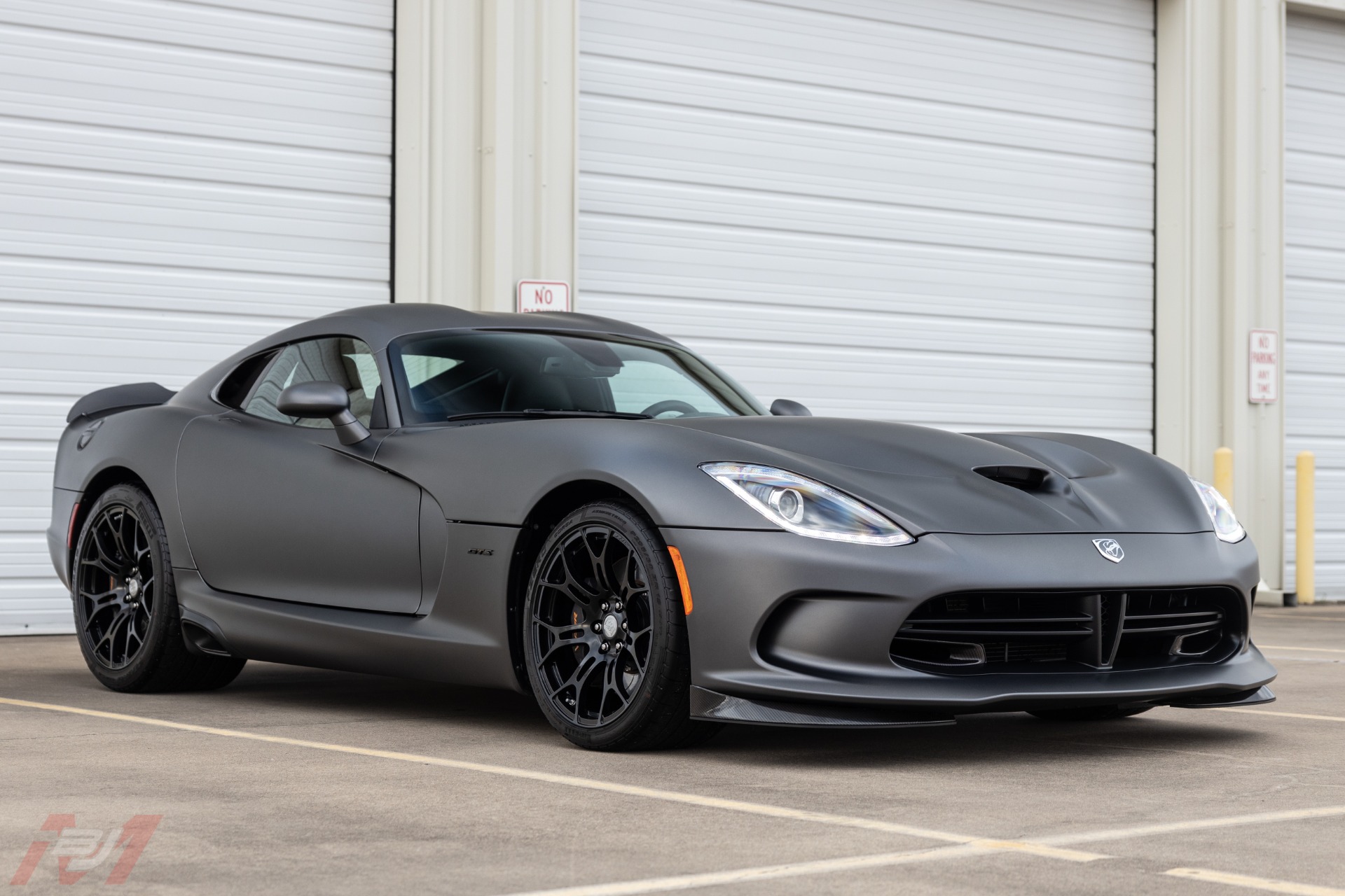 Used-2014-Dodge-Viper-GTS-Carbon-Edition-TA