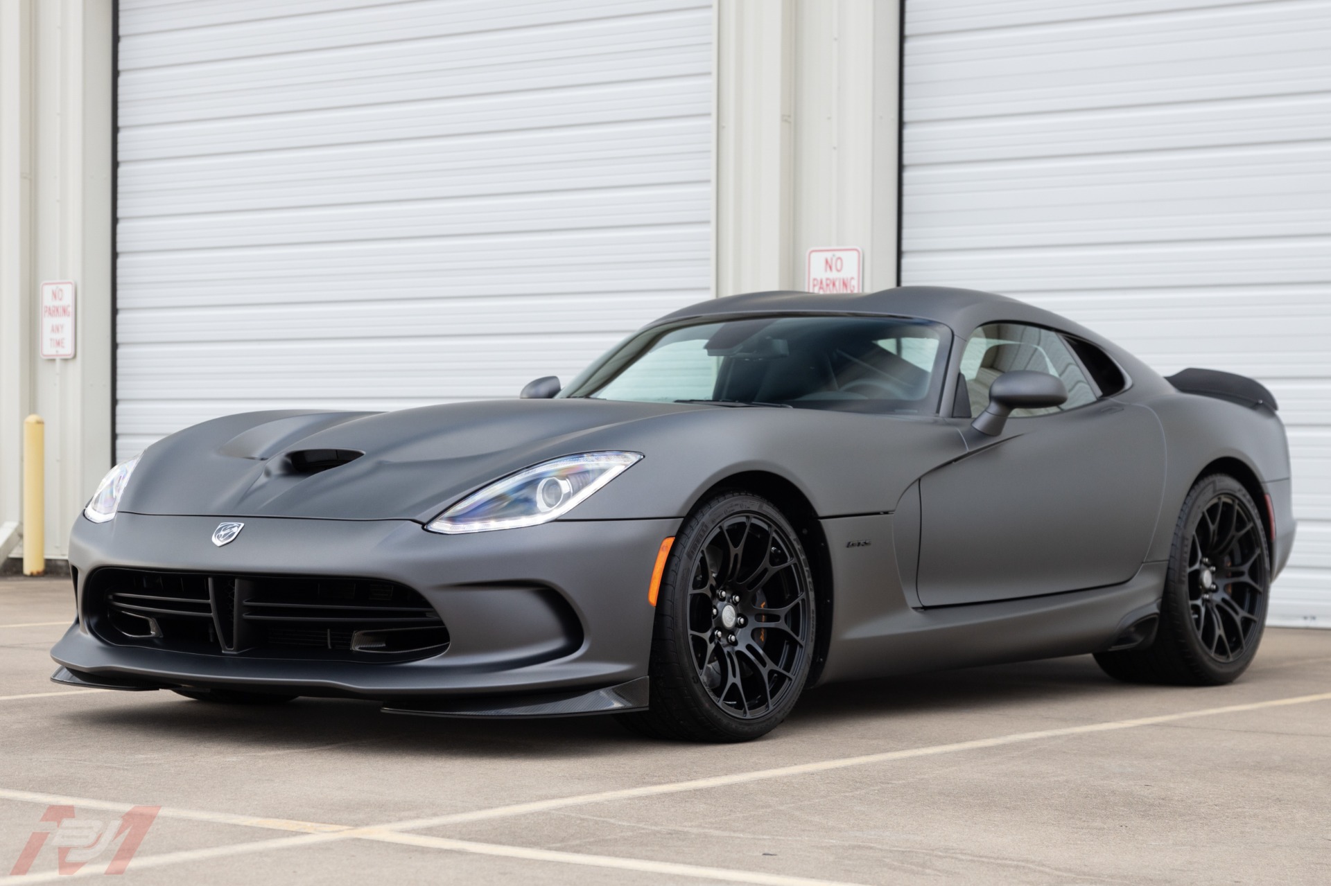 Used-2014-Dodge-Viper-GTS-Carbon-Edition-TA