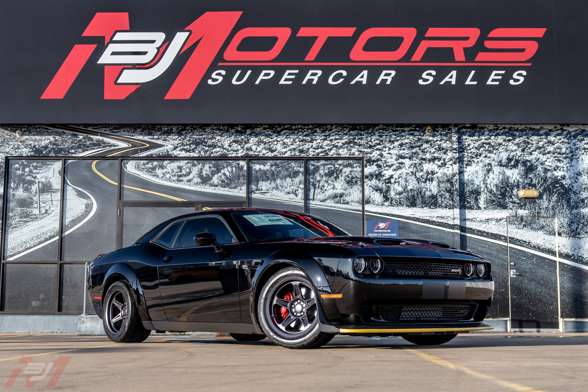 Used-2020-Dodge-Challenger-SRT-Super-Stock