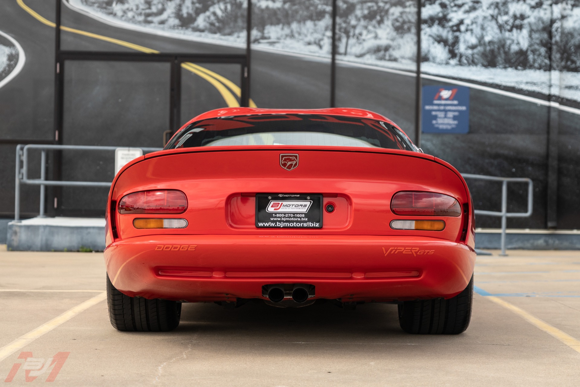 Used-1997-Dodge-Viper-GTS