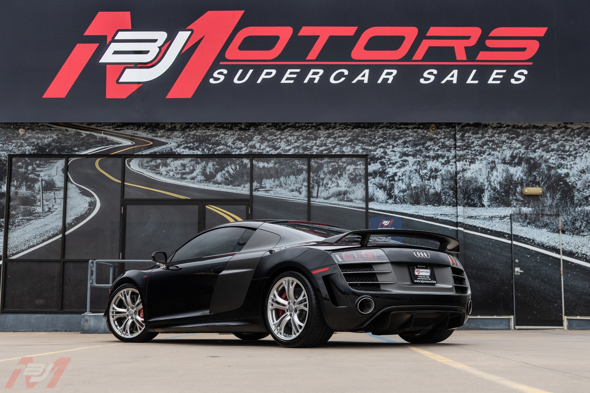 Used-2012-Audi-R8-GT-52-quattro