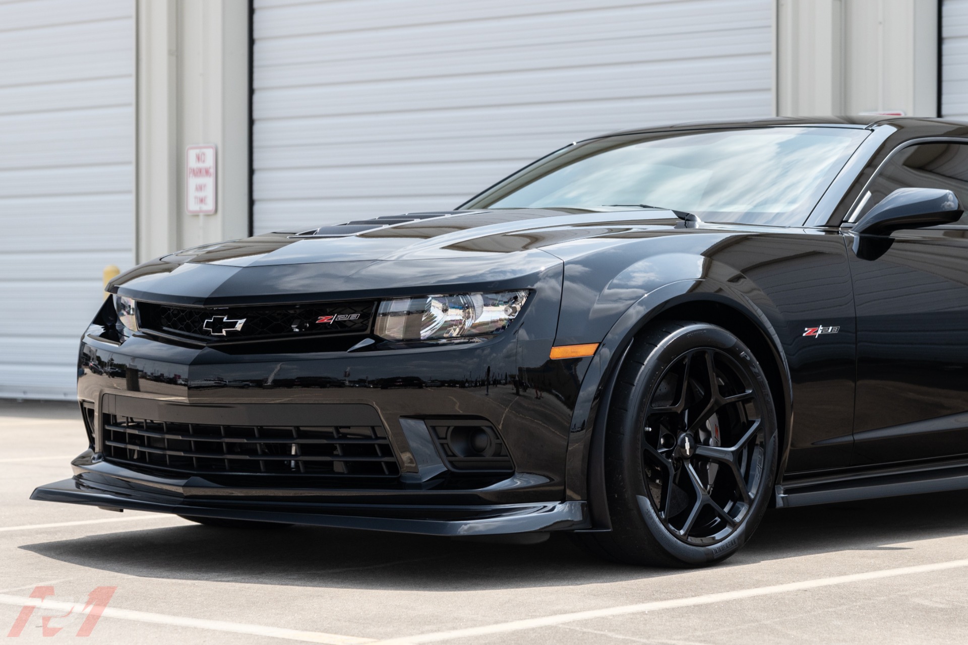 Used-2015-Chevrolet-Camaro-Z28-with-41-miles