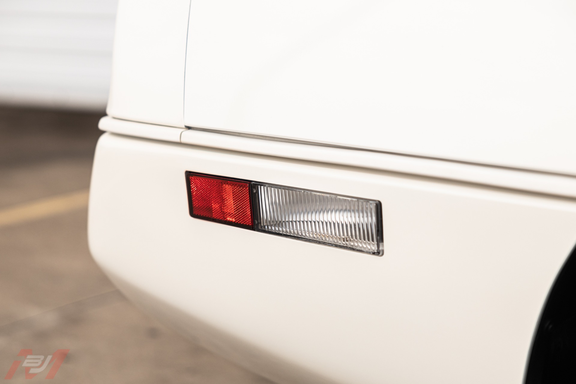 Used-1988-Chevrolet-Corvette-35th-Anniversary-with-491-miles