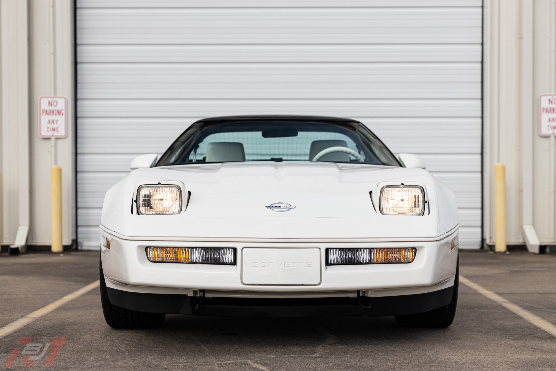 Used-1988-Chevrolet-Corvette-35th-Anniversary-with-491-miles