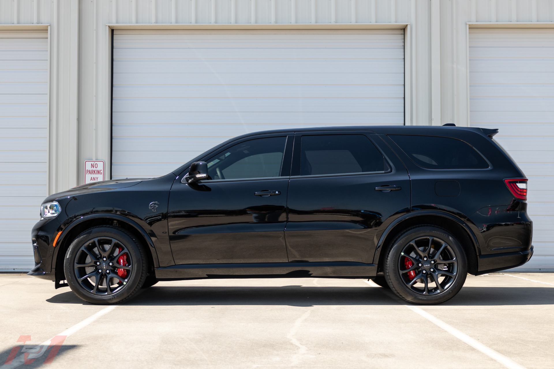 Used-2023-Dodge-Durango-SRT-Hellcat-Premium-Black-Package