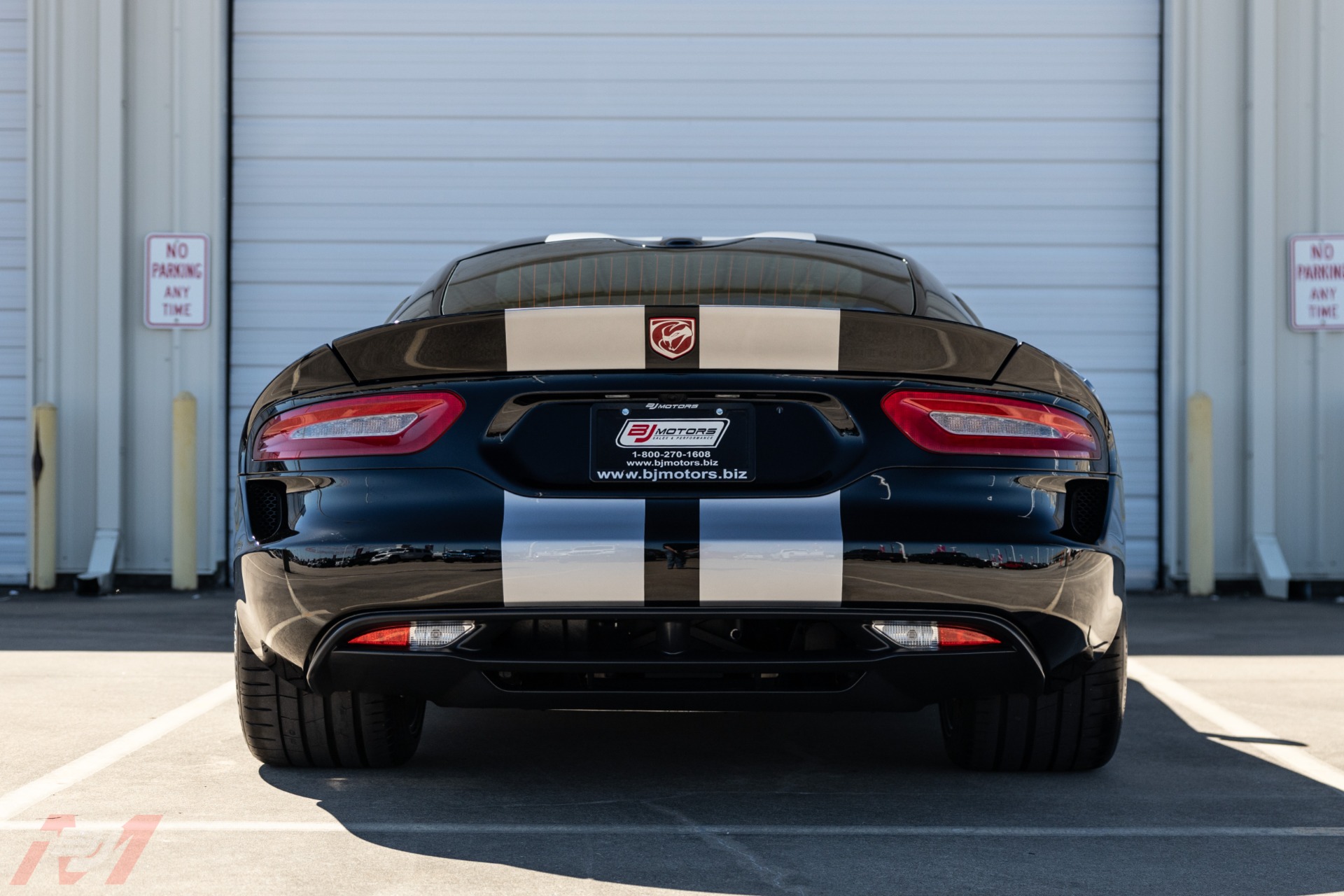 Used-2013-Dodge-Viper-GTS