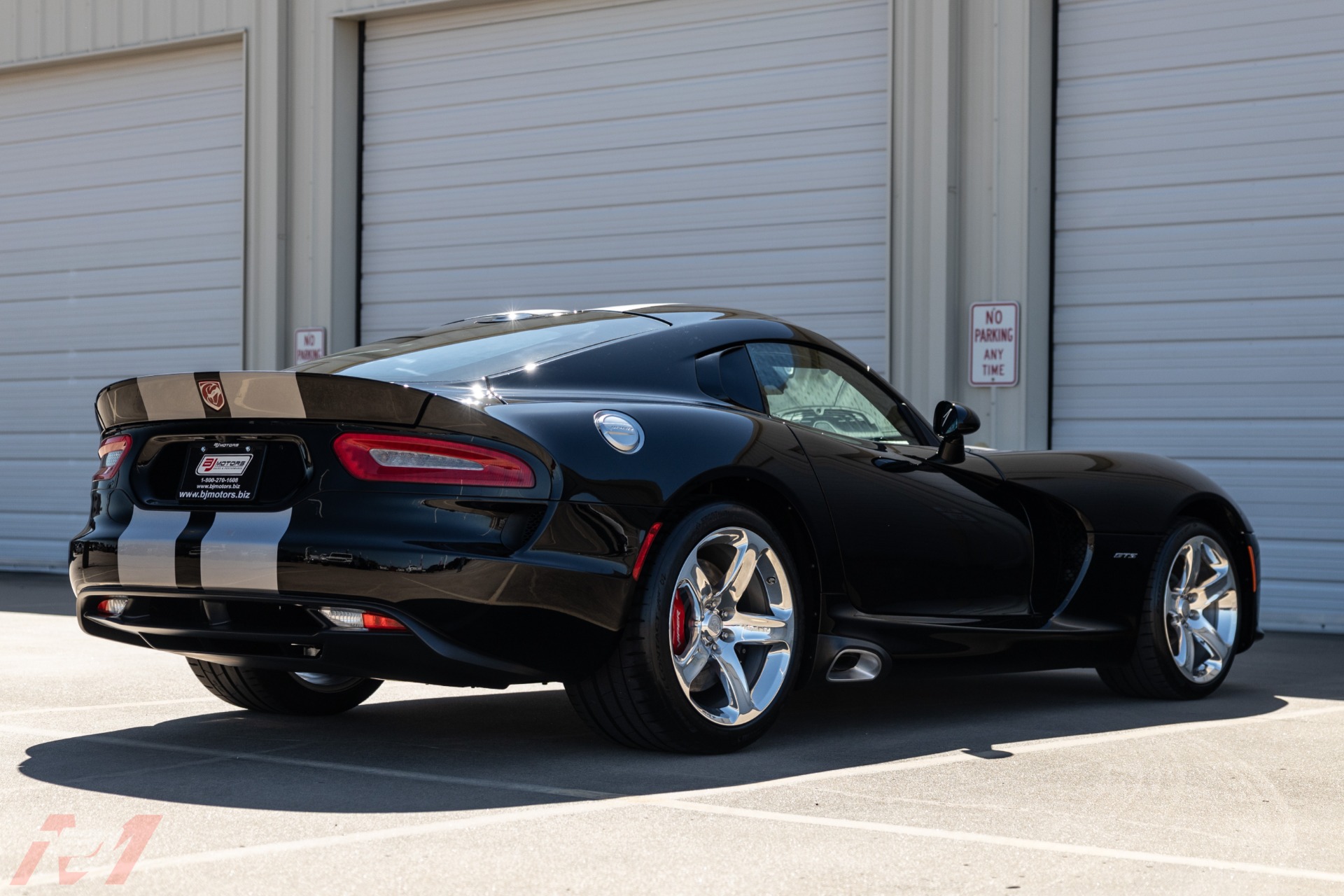 Used-2013-Dodge-Viper-GTS