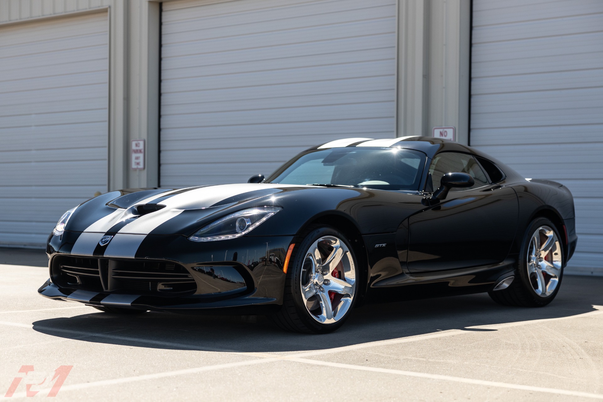 Used-2013-Dodge-Viper-GTS