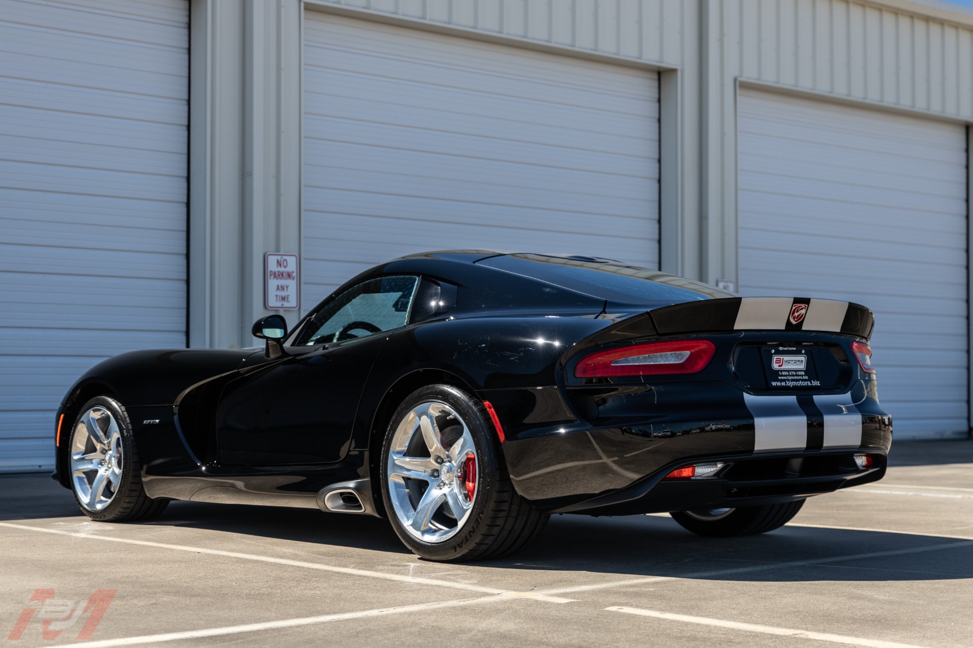 Used-2013-Dodge-Viper-GTS