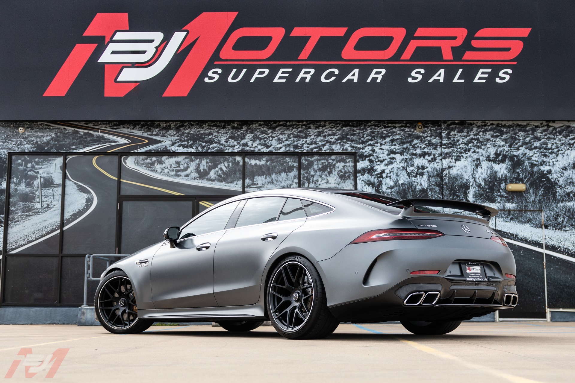 Used-2021-Mercedes-Benz-AMG-GT-63-S