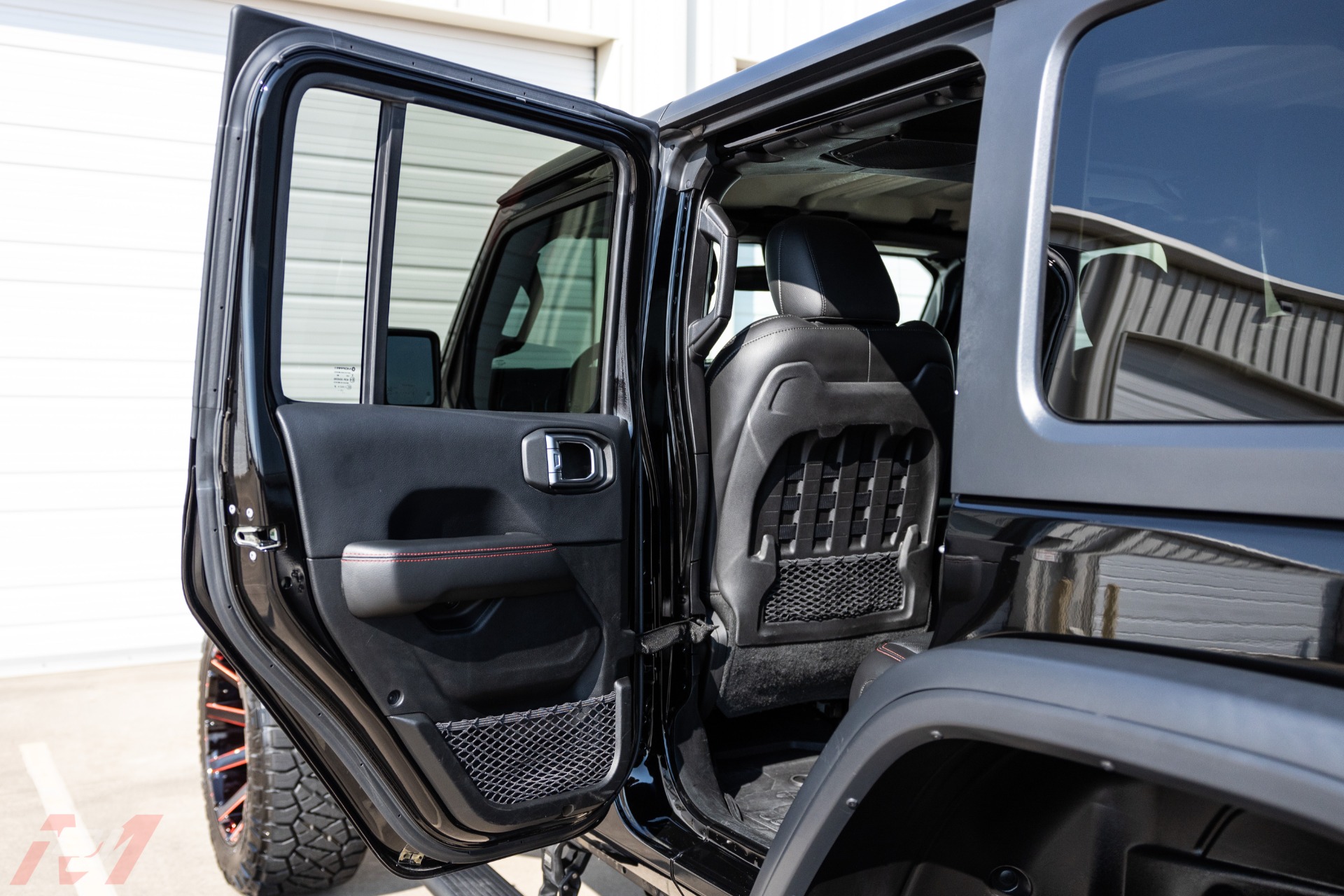 Used-2018-Jeep-Wrangler-Unlimited-Rubicon