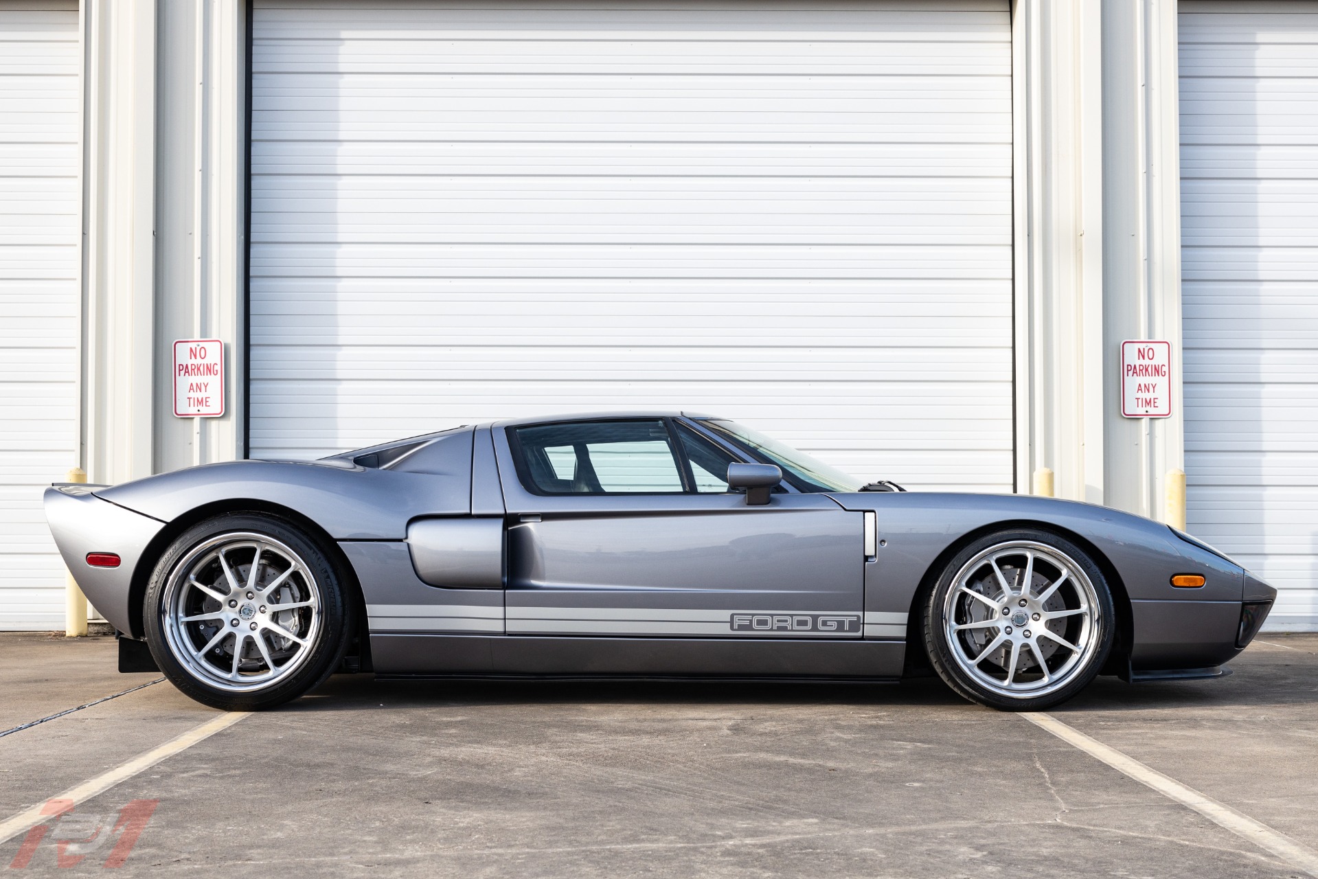 Used-2006-Ford-GT-4-Option-Car-with-5k-miles