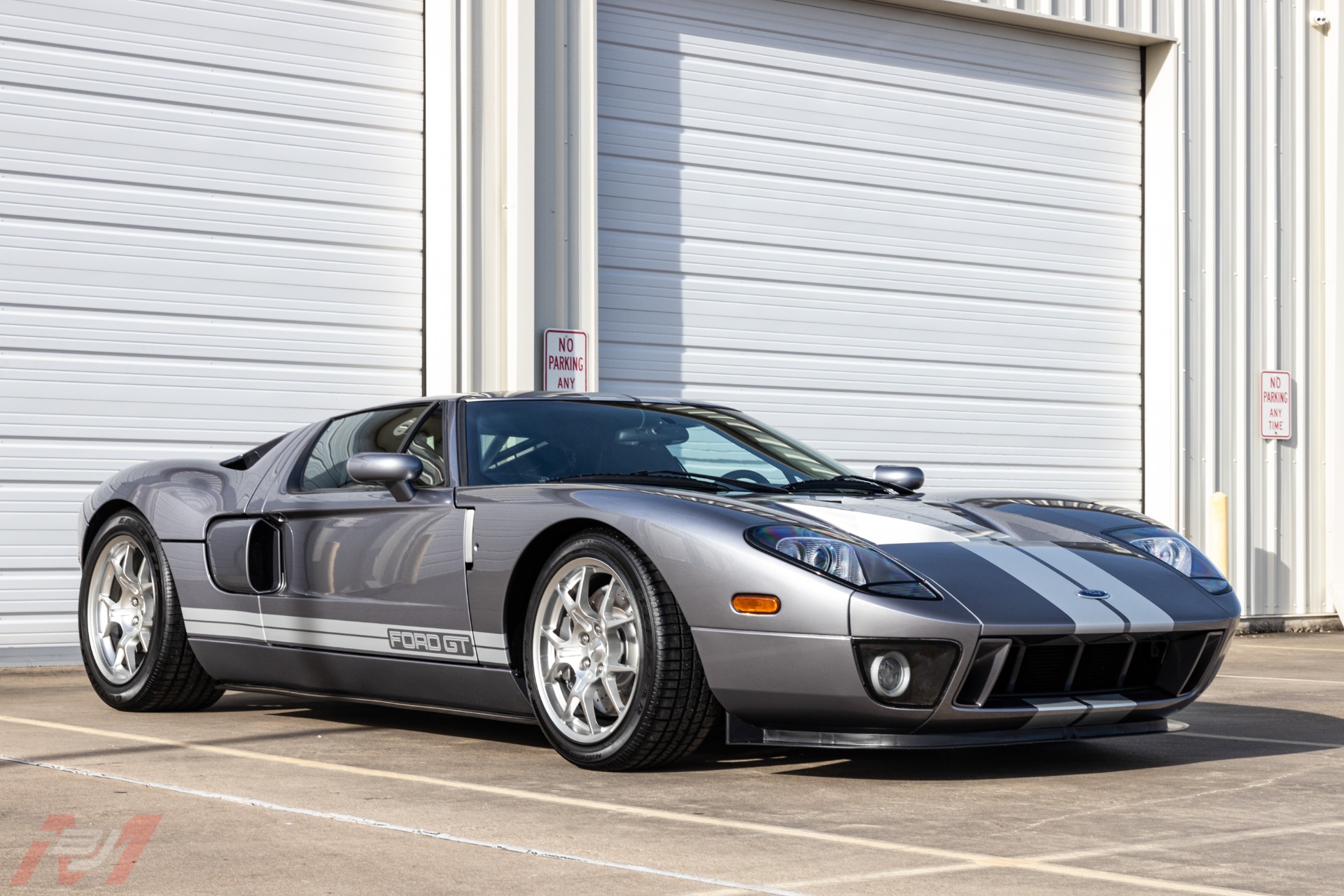 Used-2006-Ford-GT-4-Option-Car-with-5k-miles