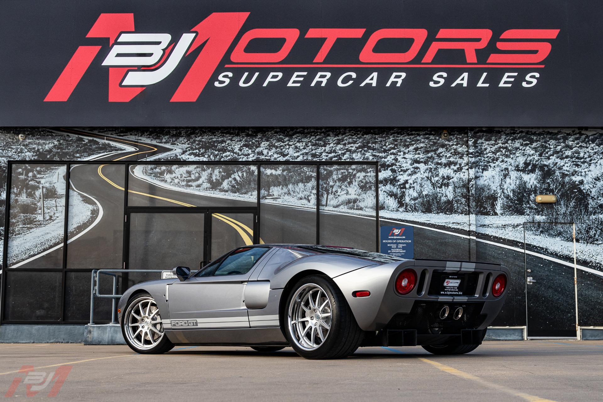 Used-2006-Ford-GT-4-Option-Car-with-5k-miles