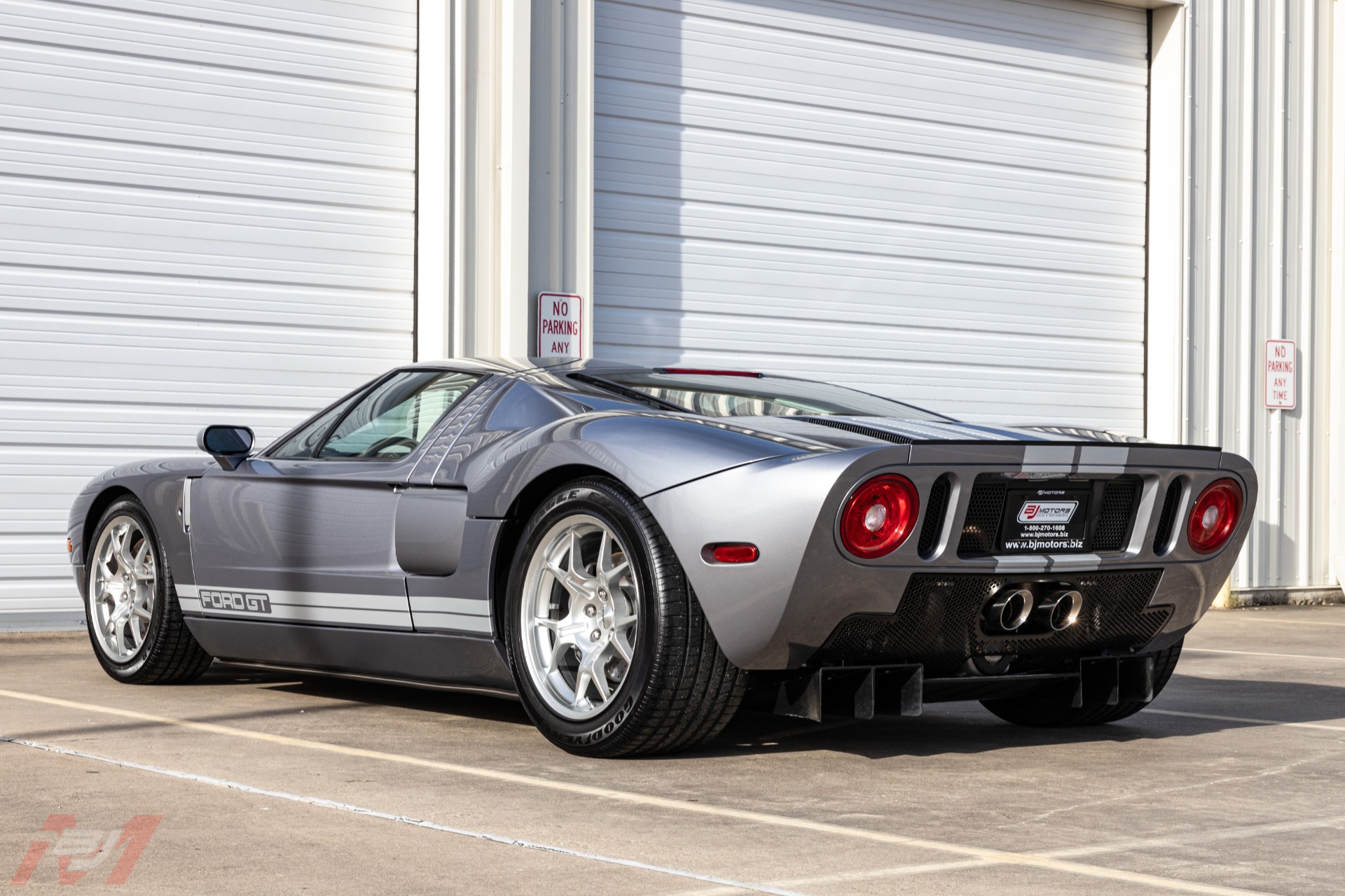 Used-2006-Ford-GT-4-Option-Car-with-5k-miles