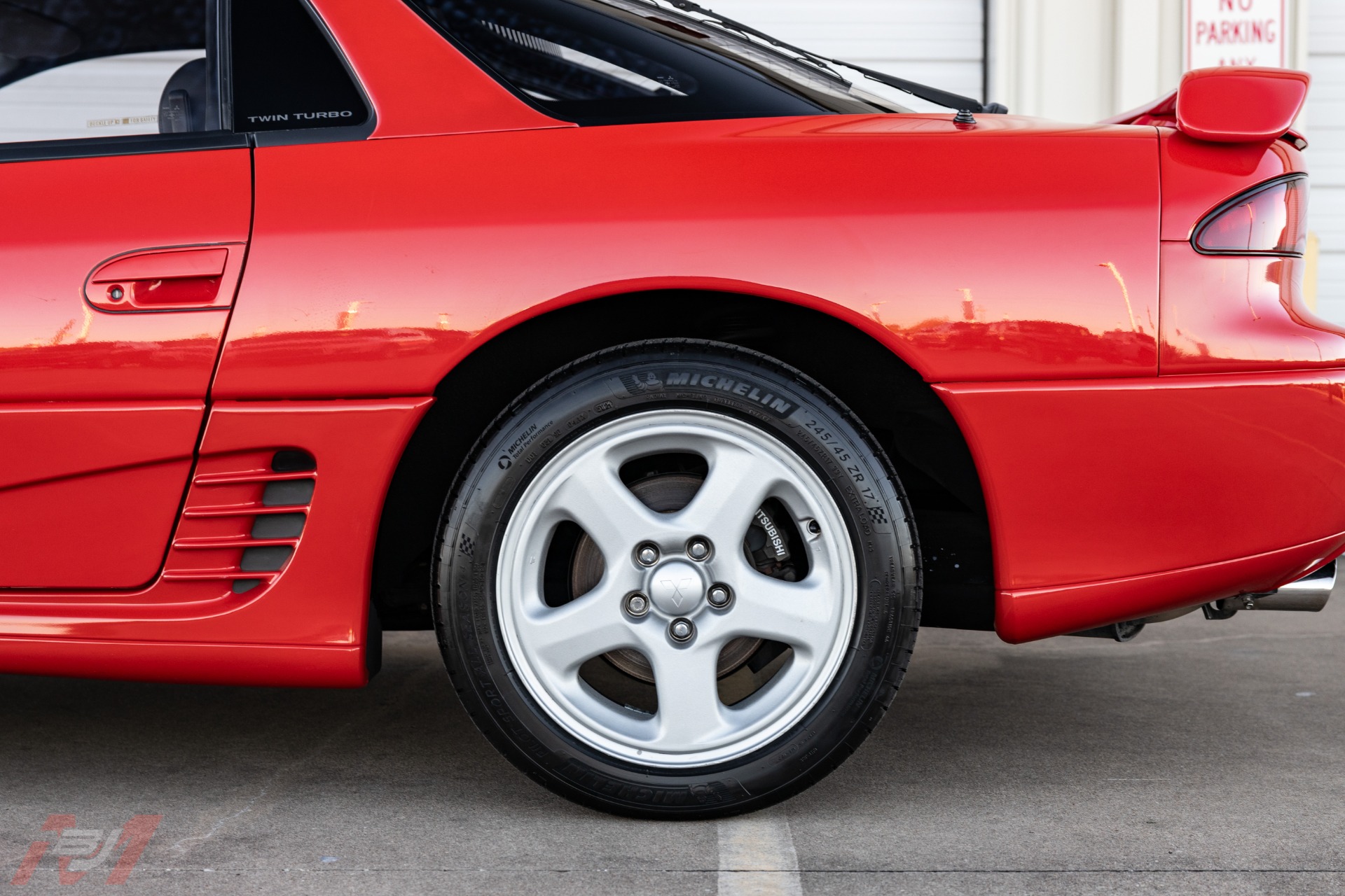 Used-1991-Mitsubishi-3000GT-VR-4-Turbo