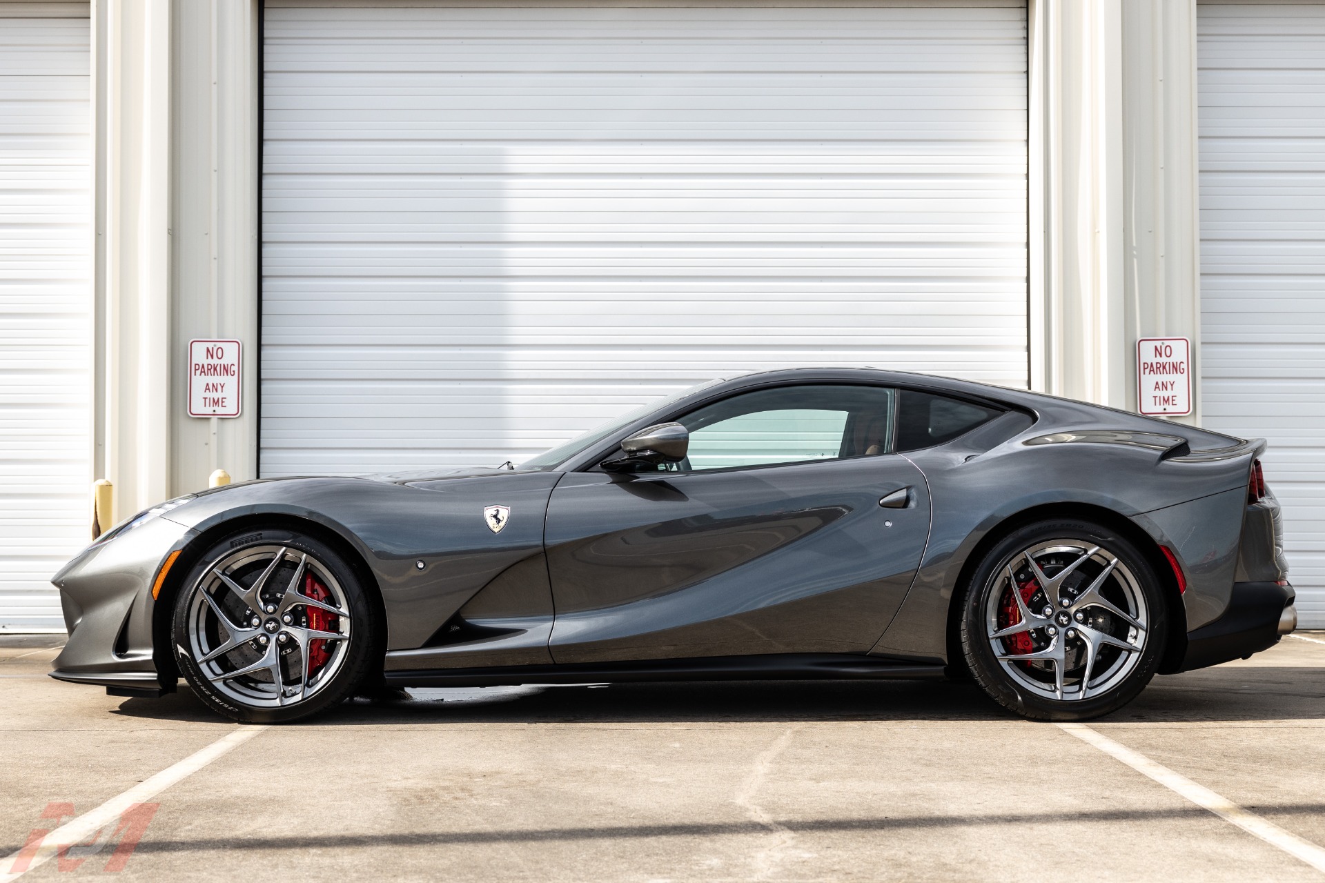 Used-2020-Ferrari-812-Superfast-$423K-MSRP