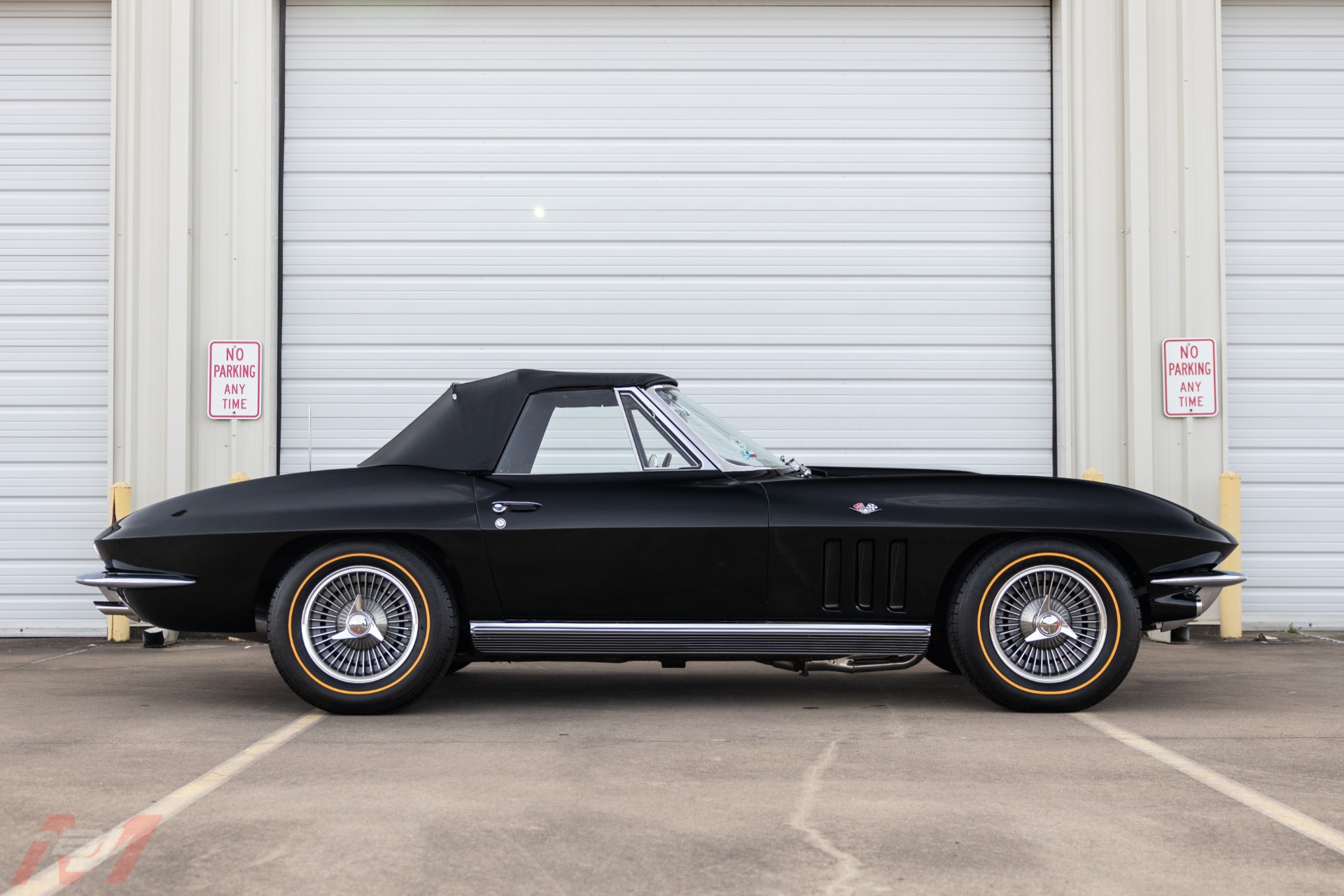 Used-1966-Chevrolet-Corvette-Convertible-427-Big-Block